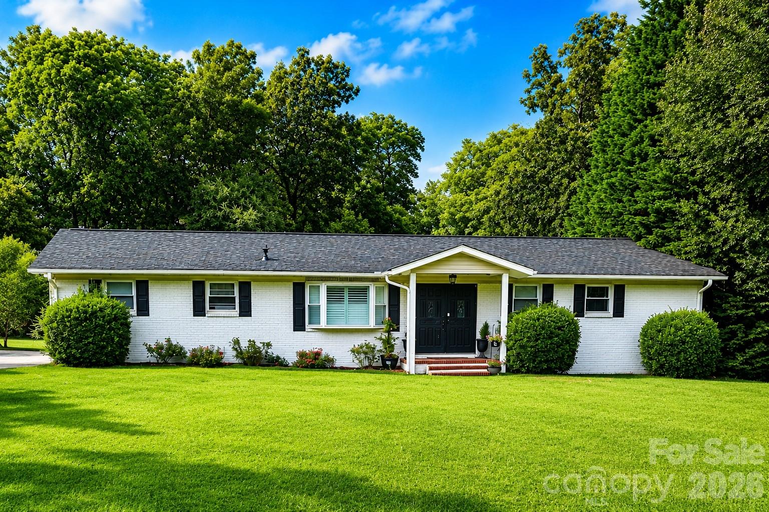 505 Amon Lane Property Photo 1
