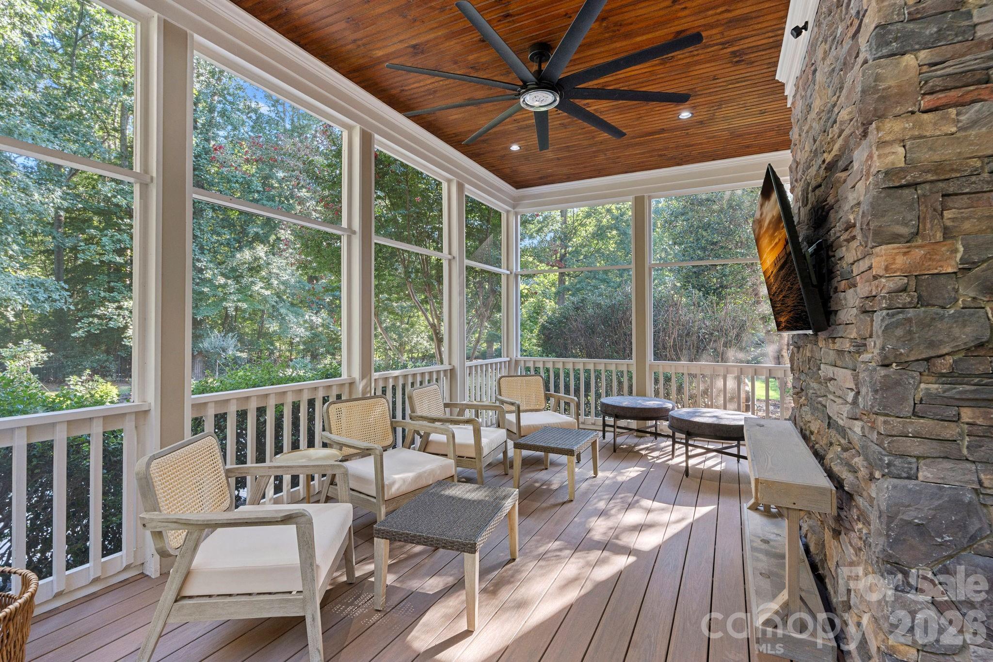 157 Dedham Loop Property Photo 32