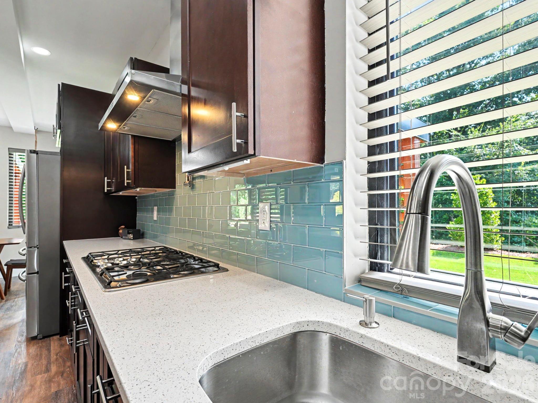 815 Burrage Road Property Photo 6
