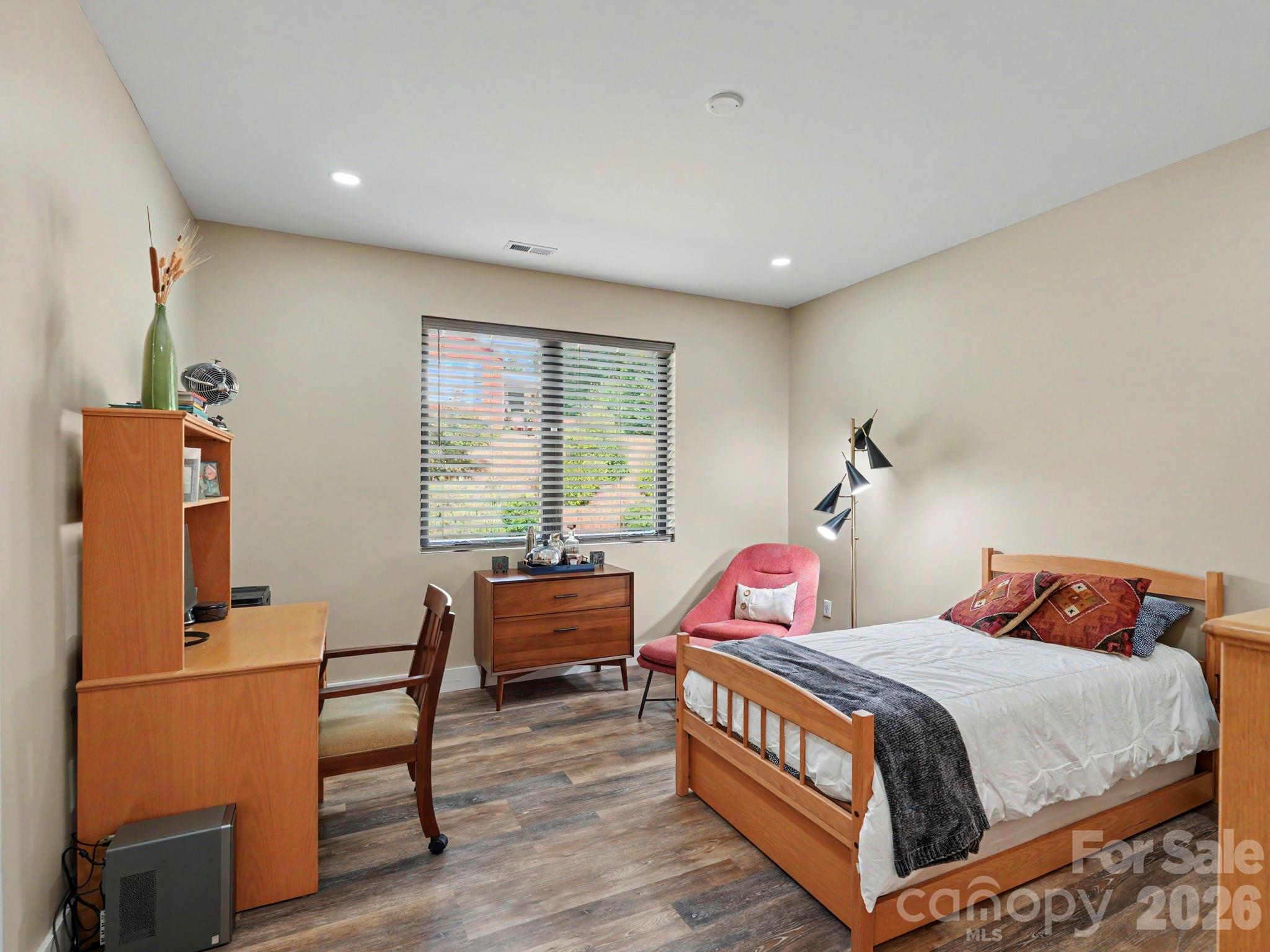 815 Burrage Road Property Photo 16