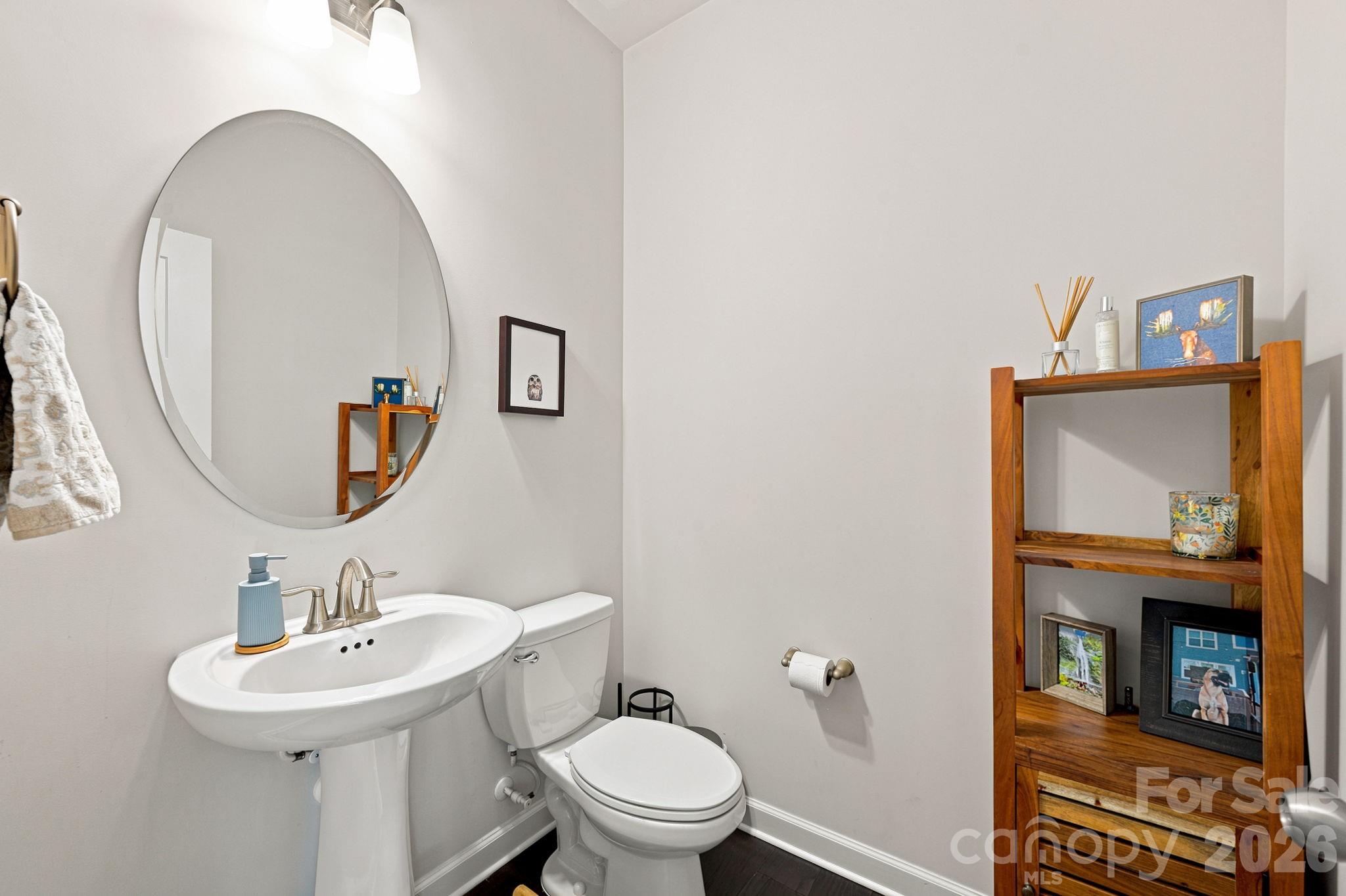 445 Hudson Place Property Photo 21