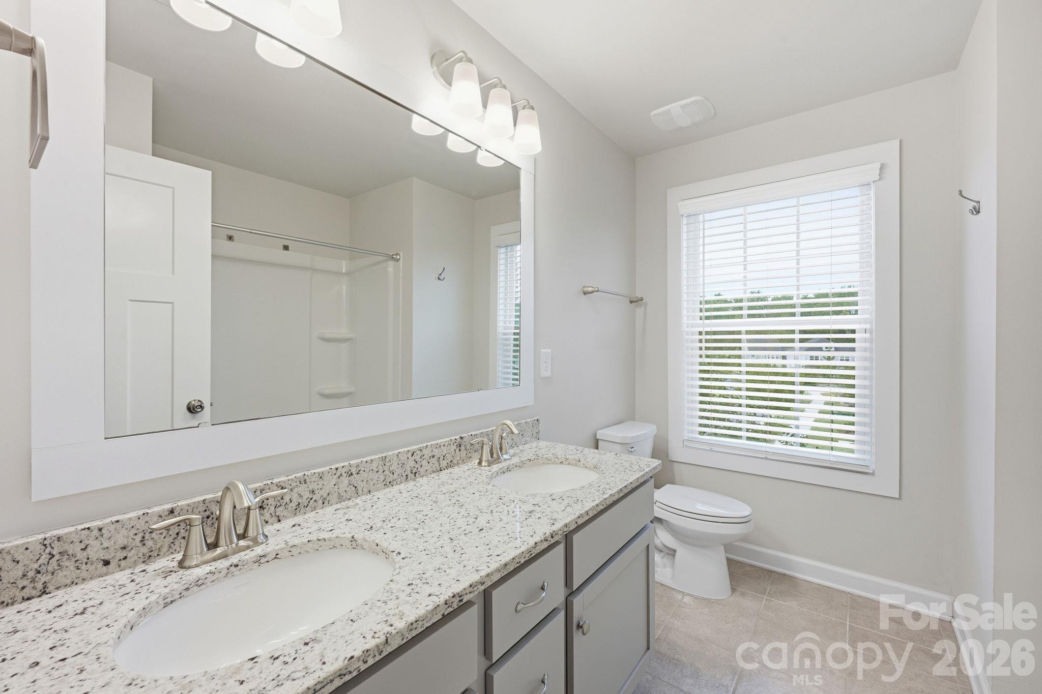 445 Hudson Place Property Photo 25