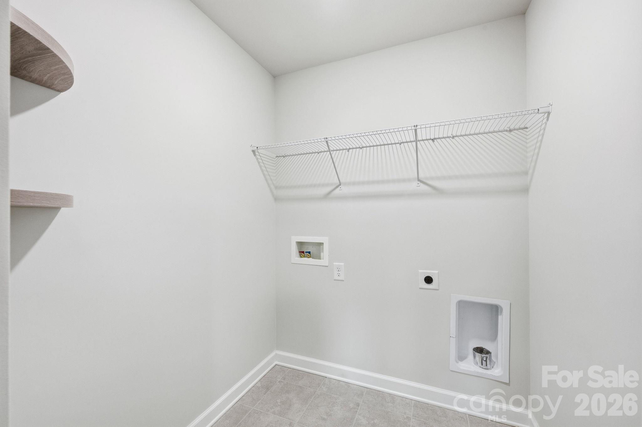 445 Hudson Place Property Photo 32