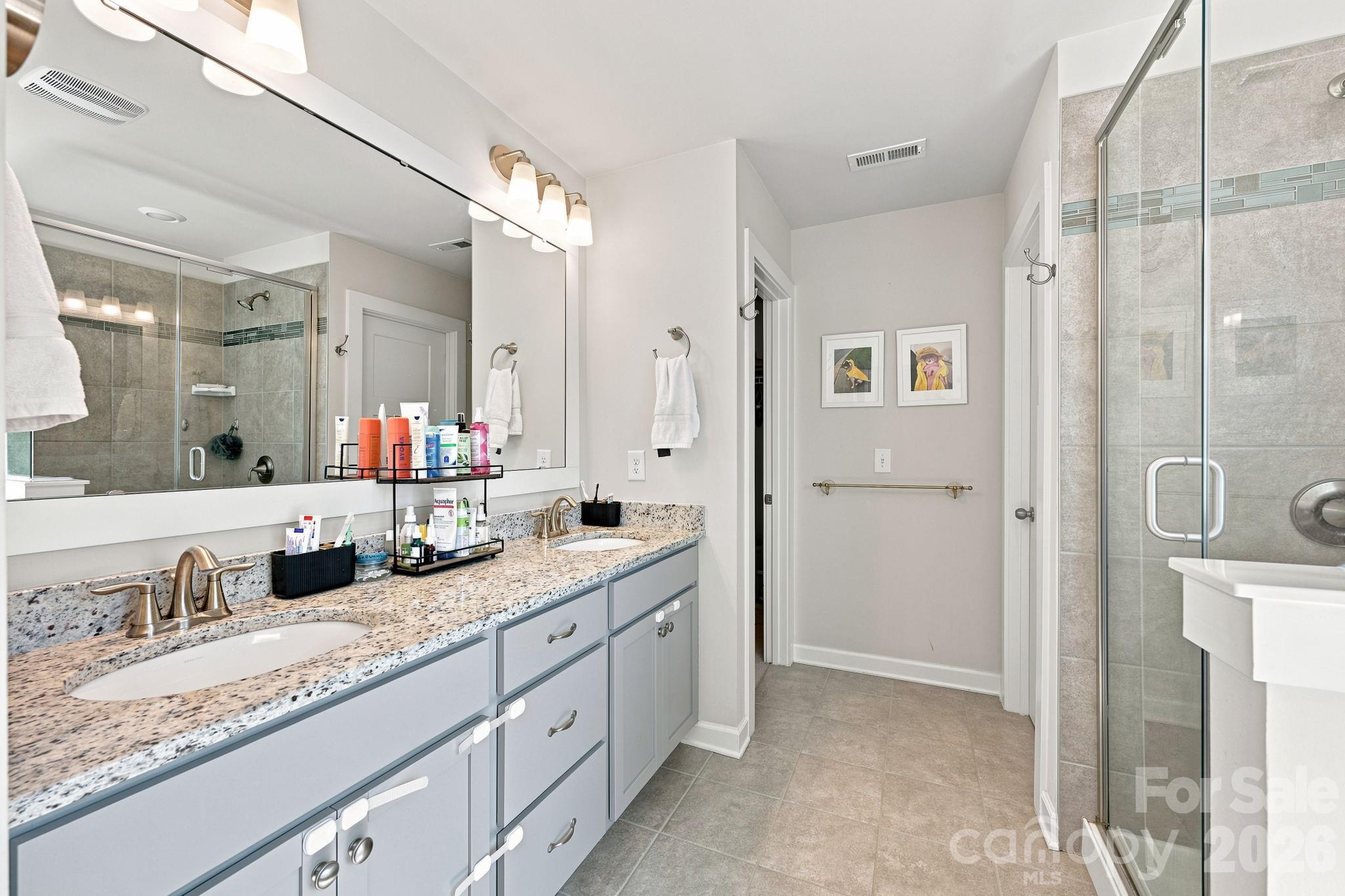 445 Hudson Place Property Photo 33
