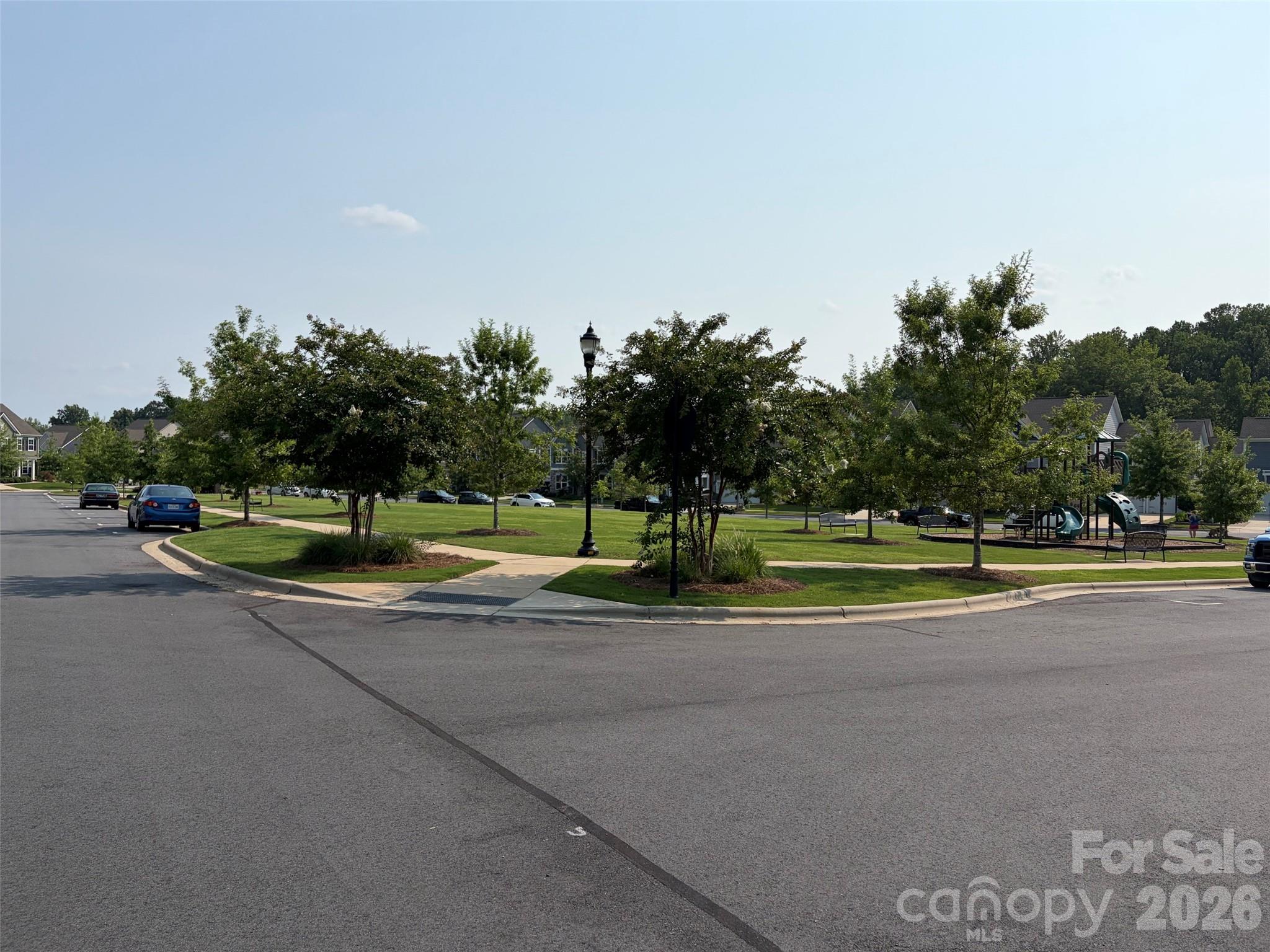 445 Hudson Place Property Photo 43