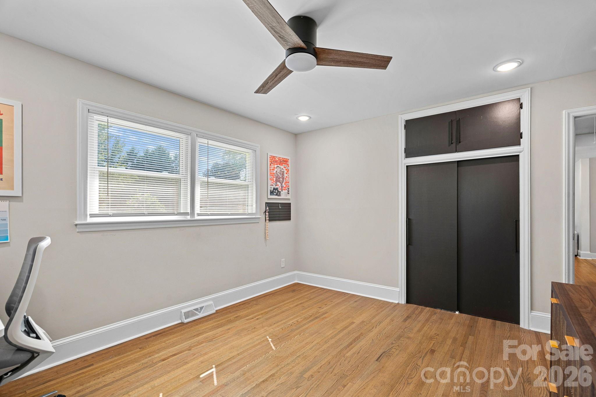 1036 Cutler Place Property Photo 22