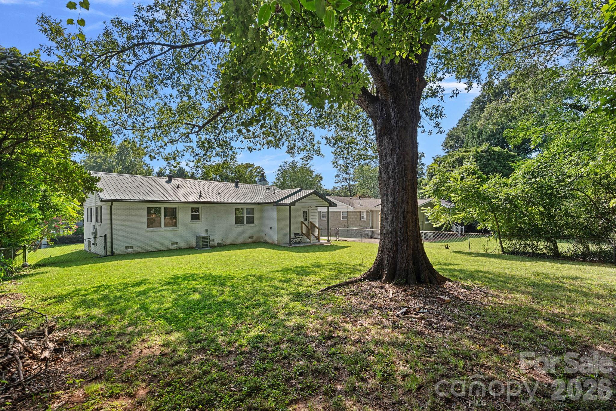 1036 Cutler Place Property Photo 26