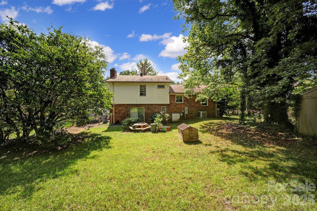 6010 Red Carriage Lane Property Photo 20