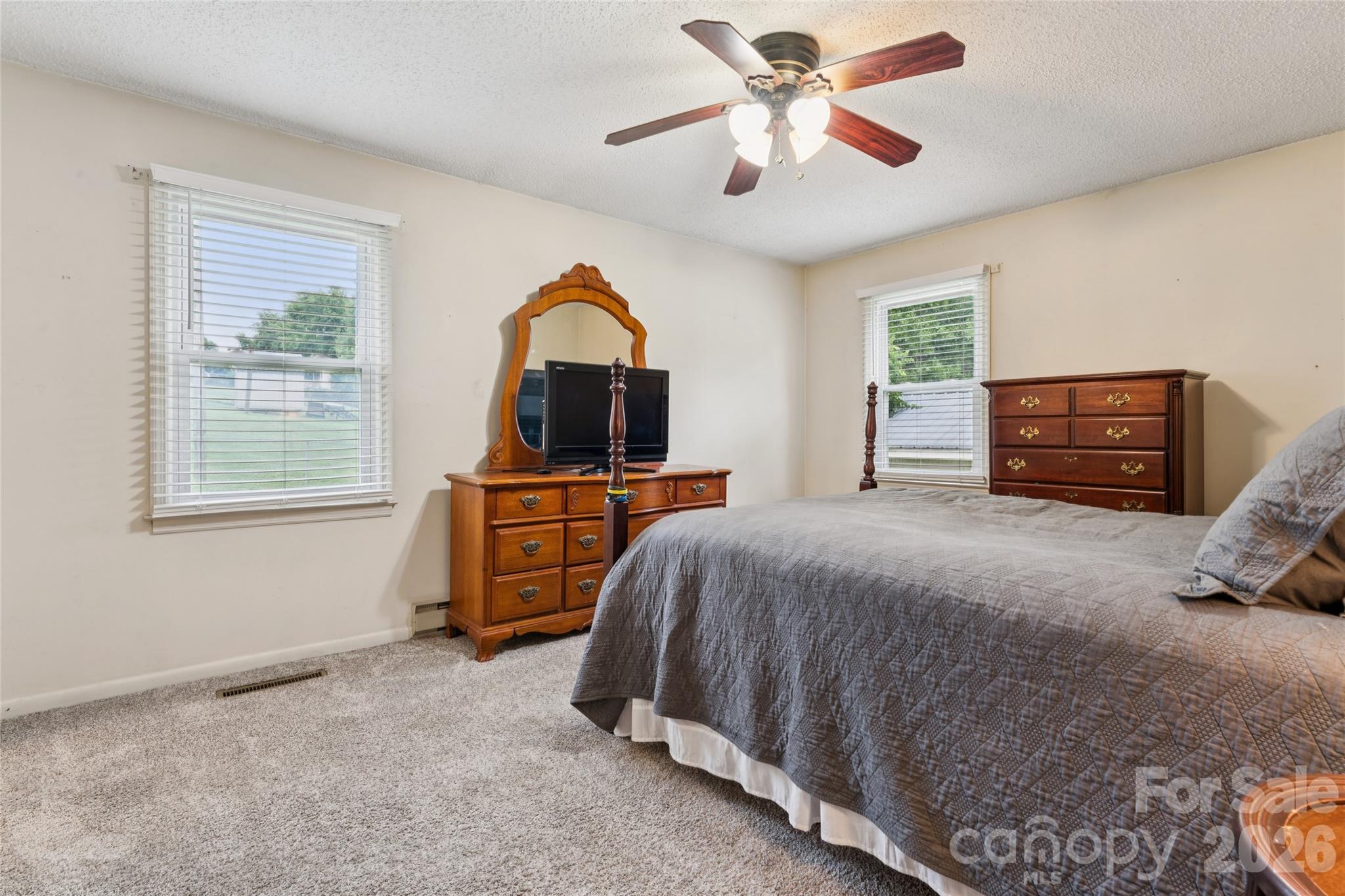 205 Cliffside Drive Property Photo 18