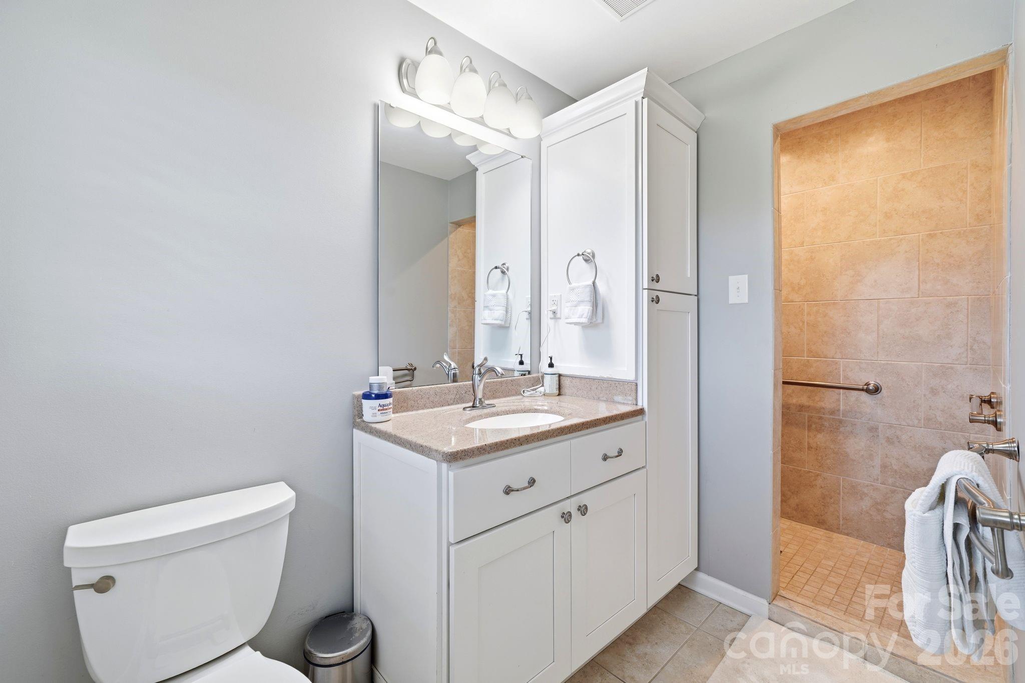 1335 Stoneyridge Drive Property Photo 19