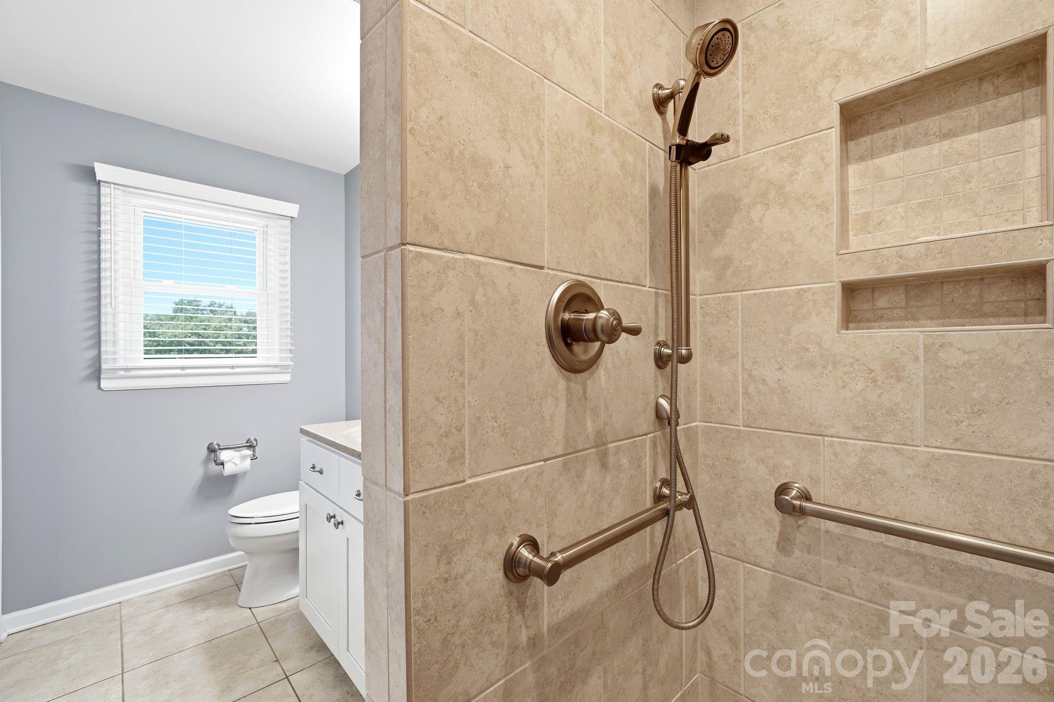 1335 Stoneyridge Drive Property Photo 23