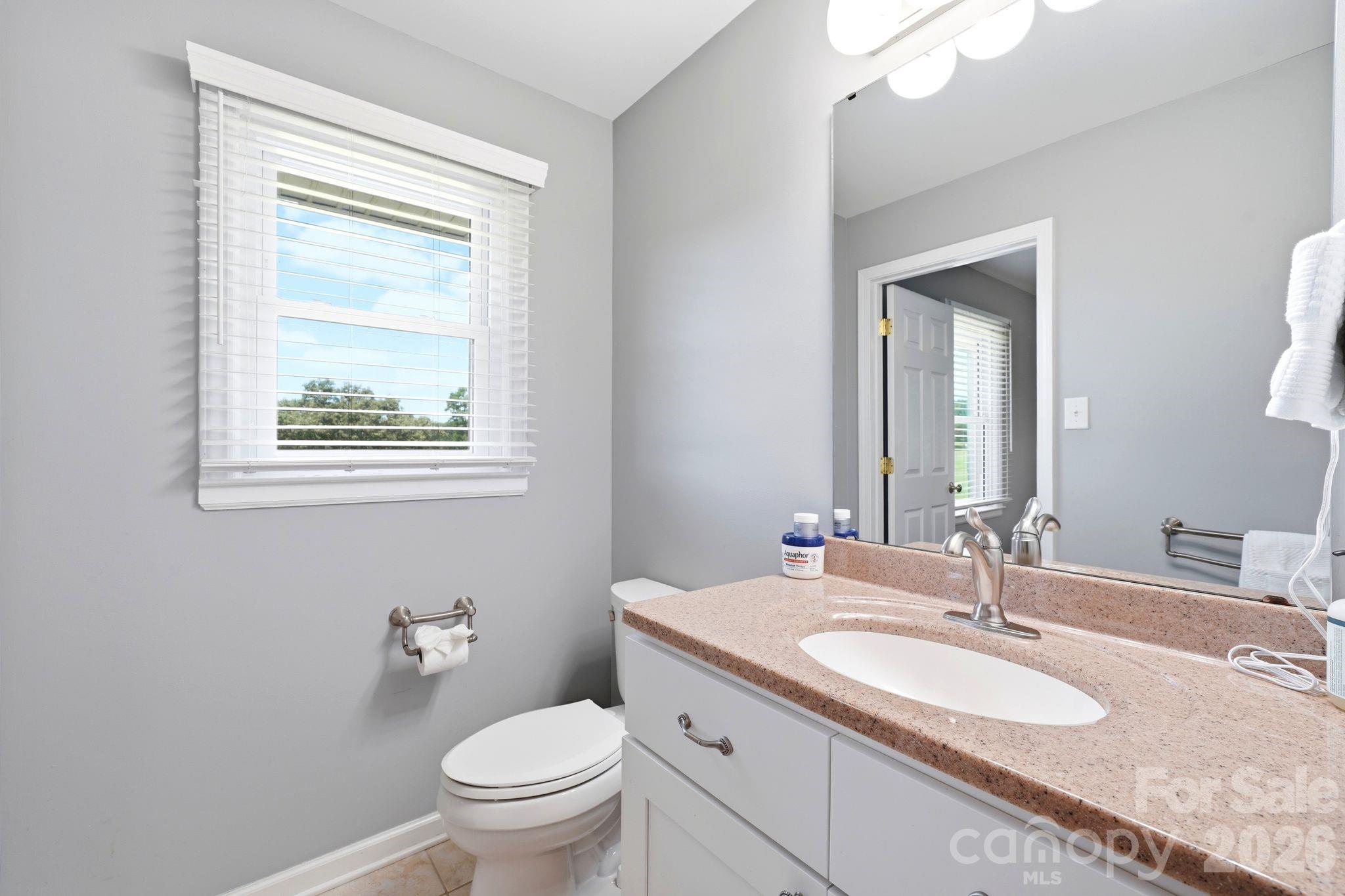 1335 Stoneyridge Drive Property Photo 24