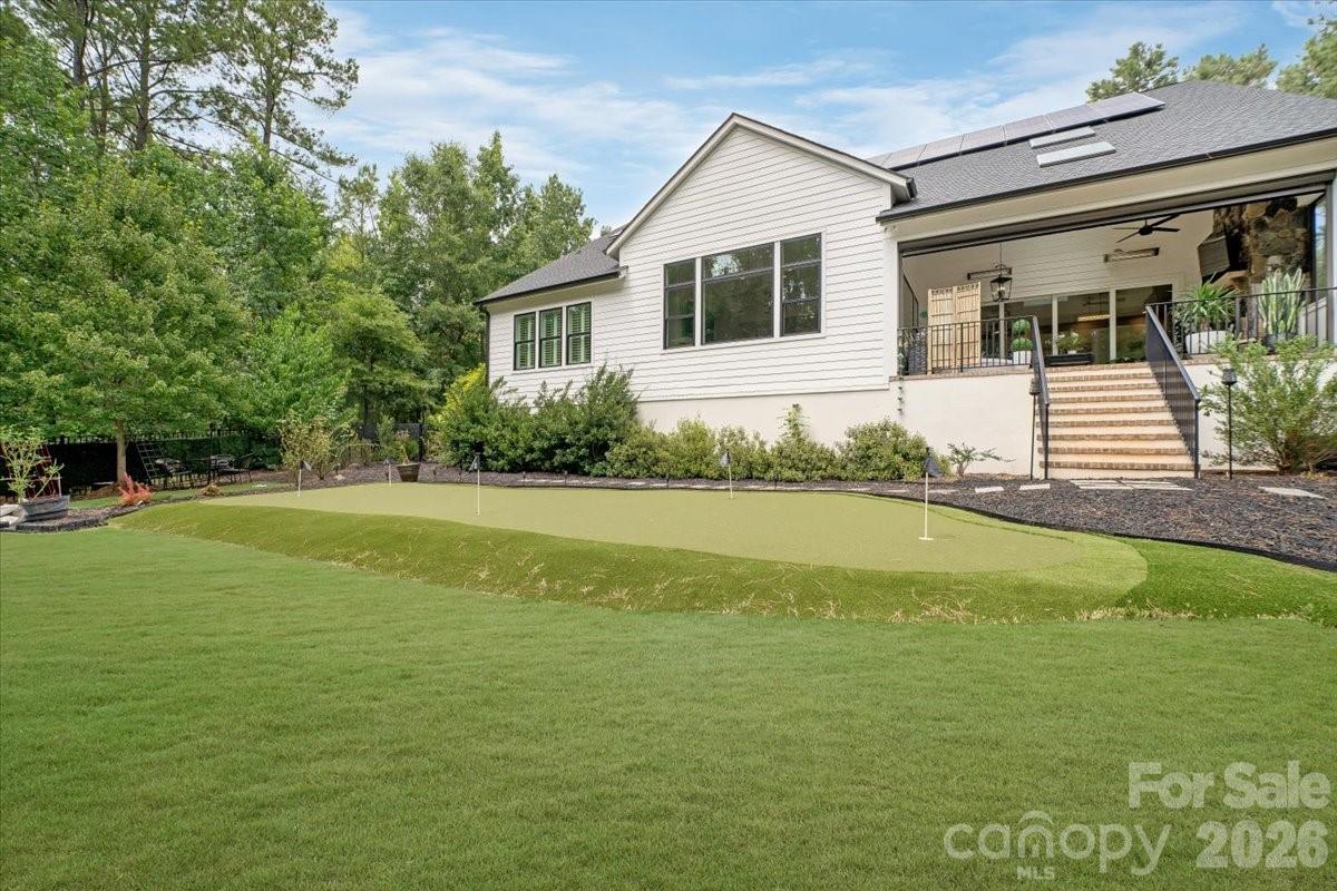6321 Chimney Bluff Road Property Photo 5