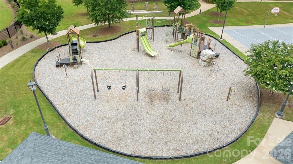 6321 Chimney Bluff Road Property Photo 40