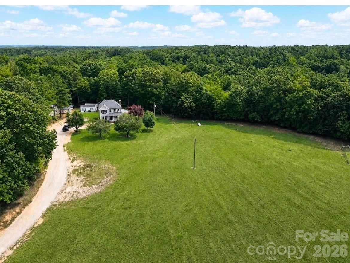 1003 Slick Rock Road Property Photo 4