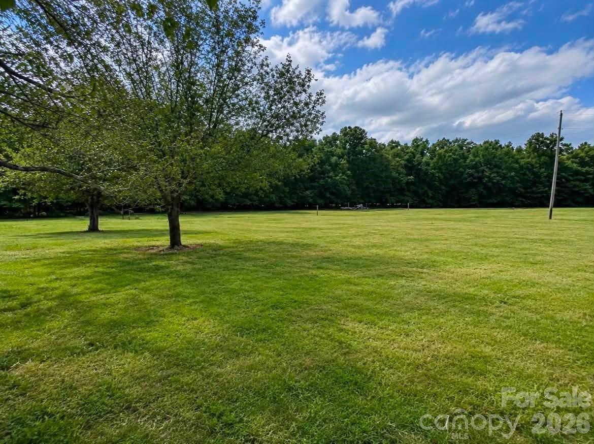 1003 Slick Rock Road Property Photo 7