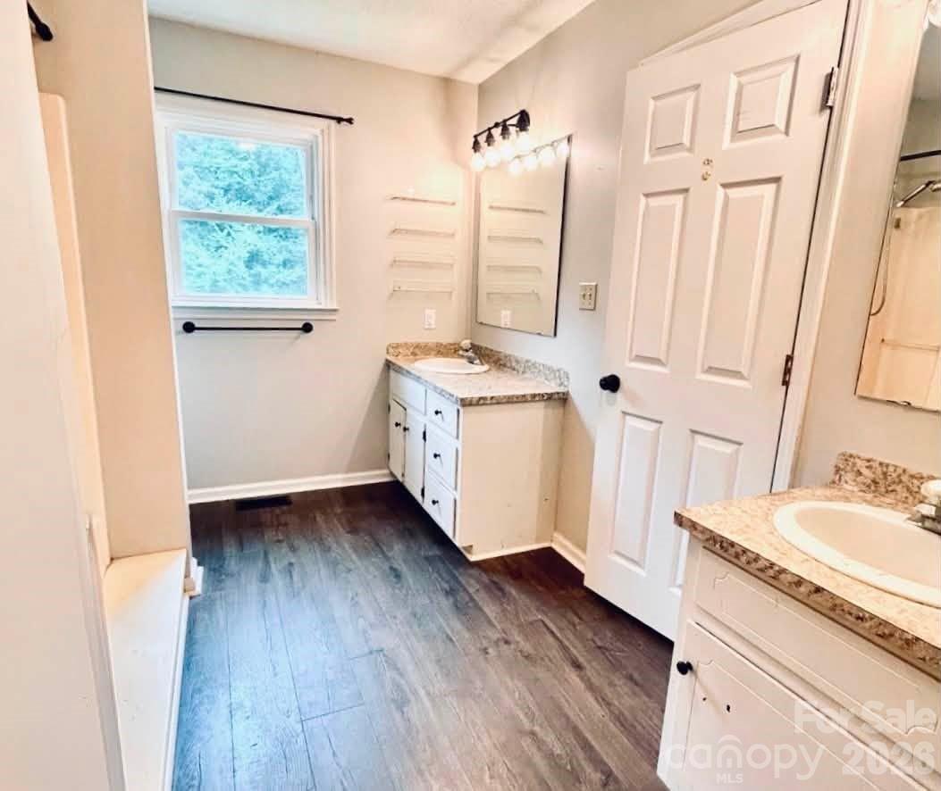 1003 Slick Rock Road Property Photo 19