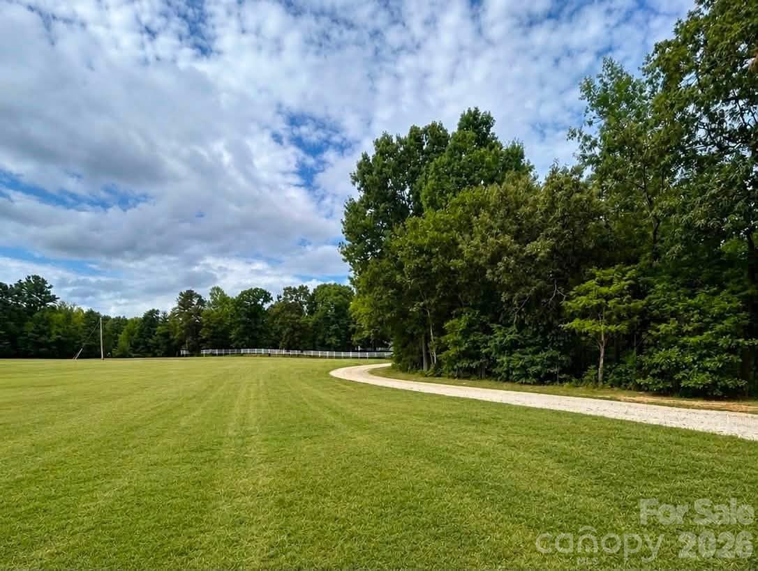 1003 Slick Rock Road Property Photo 23