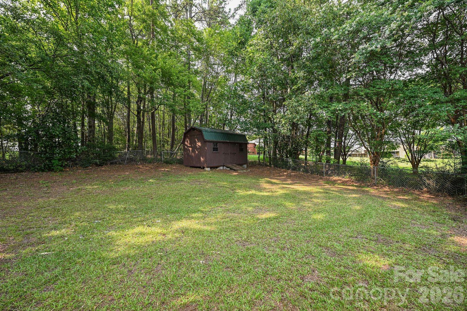 24747 Millingport Road Property Photo 7