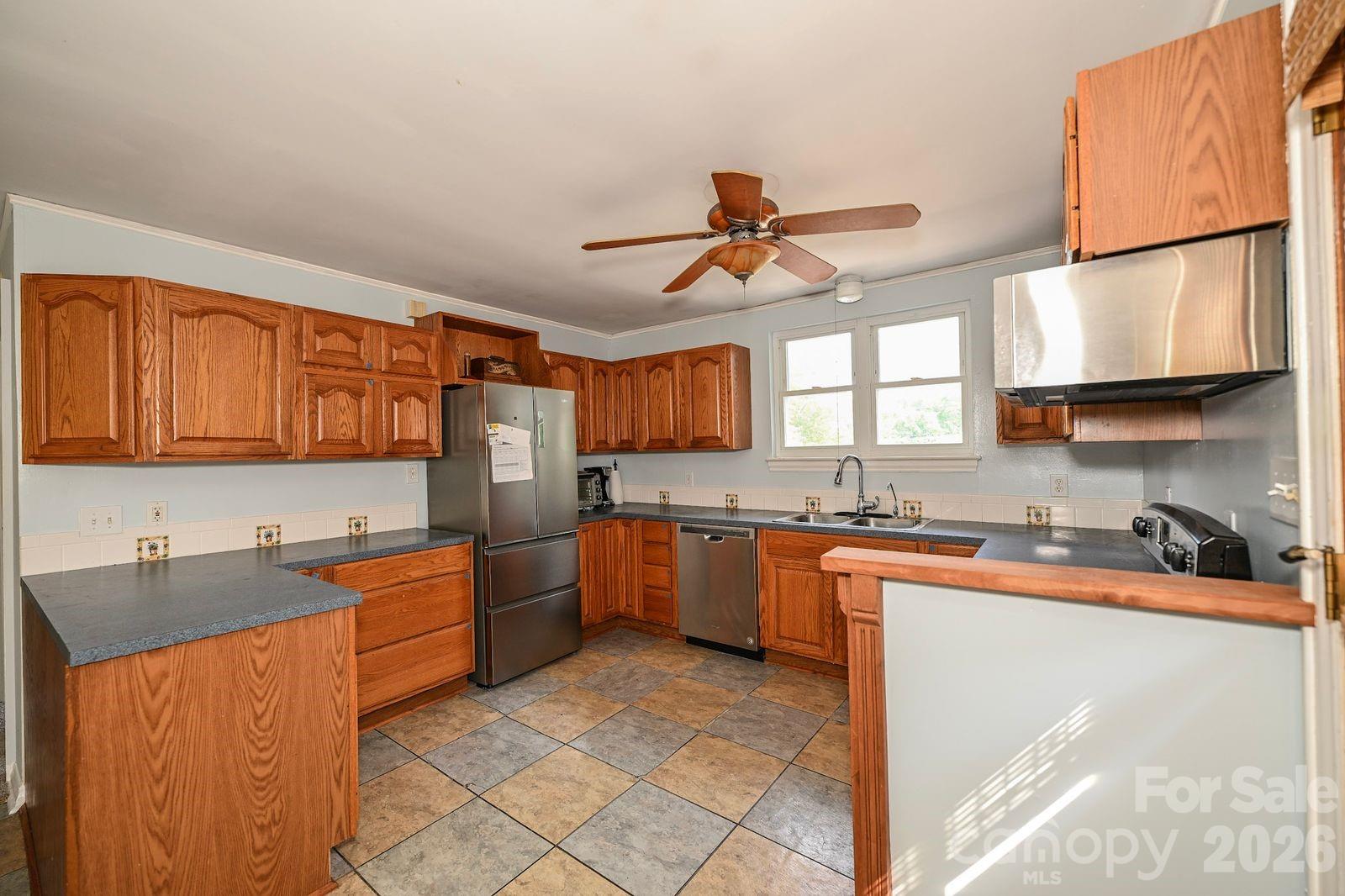 24747 Millingport Road Property Photo 17