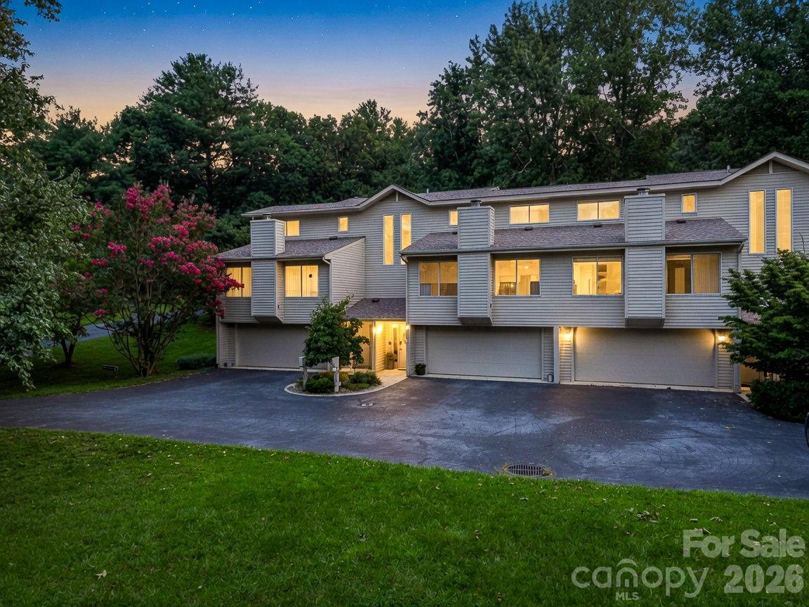 103 Shadowbrook Drive Property Photo 1