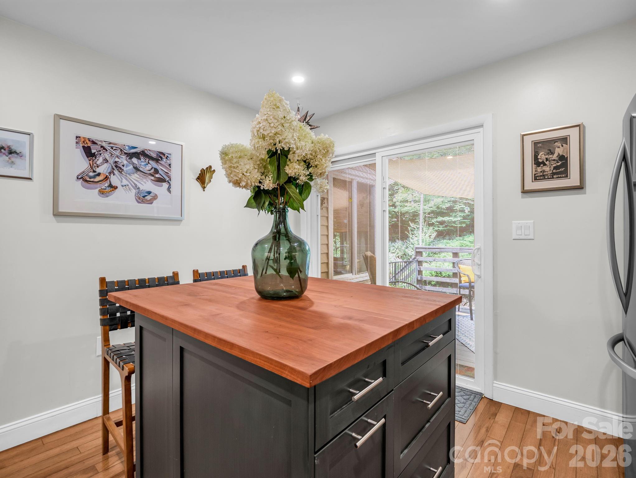 103 Shadowbrook Drive Property Photo 16