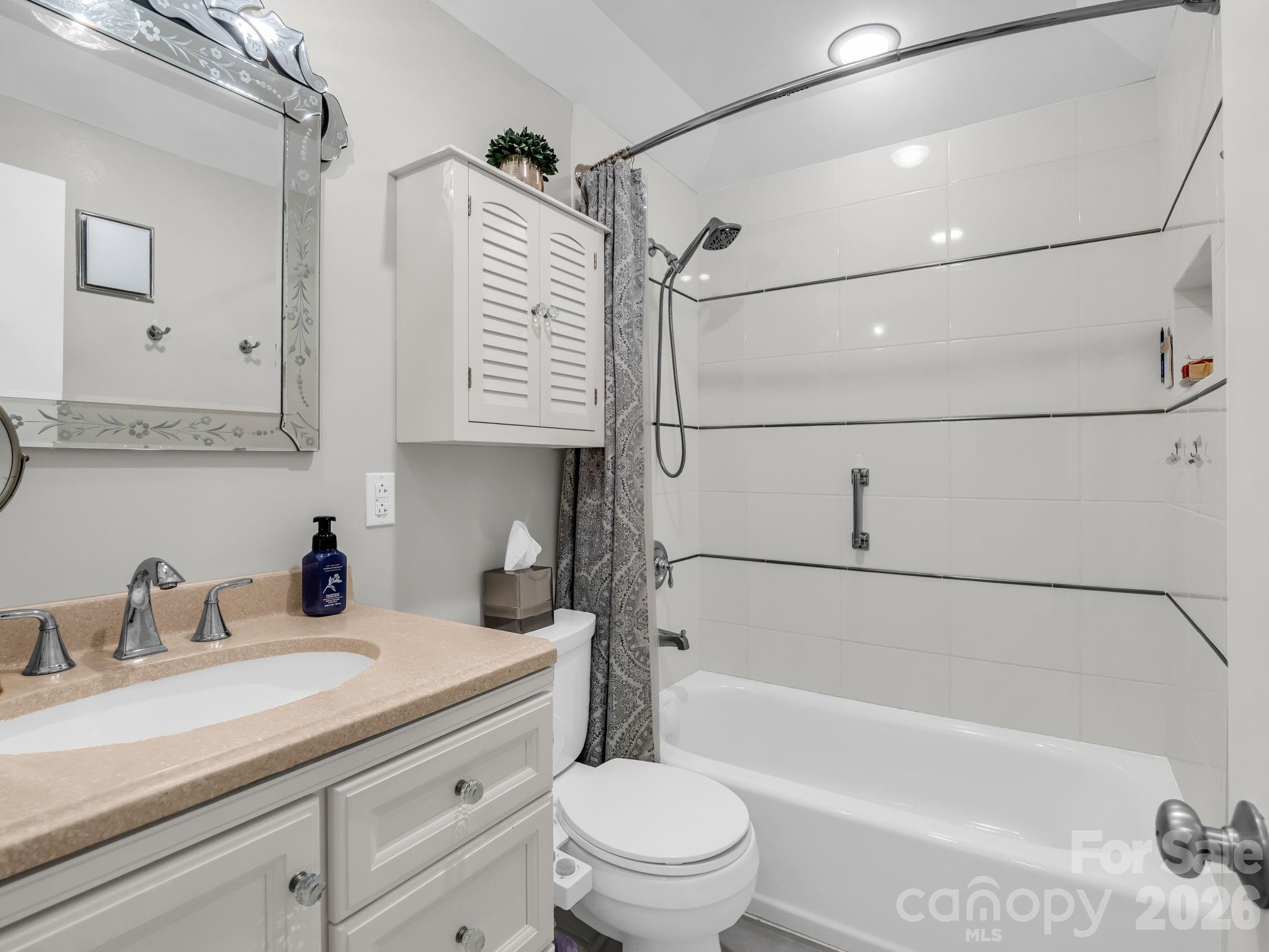 103 Shadowbrook Drive Property Photo 30