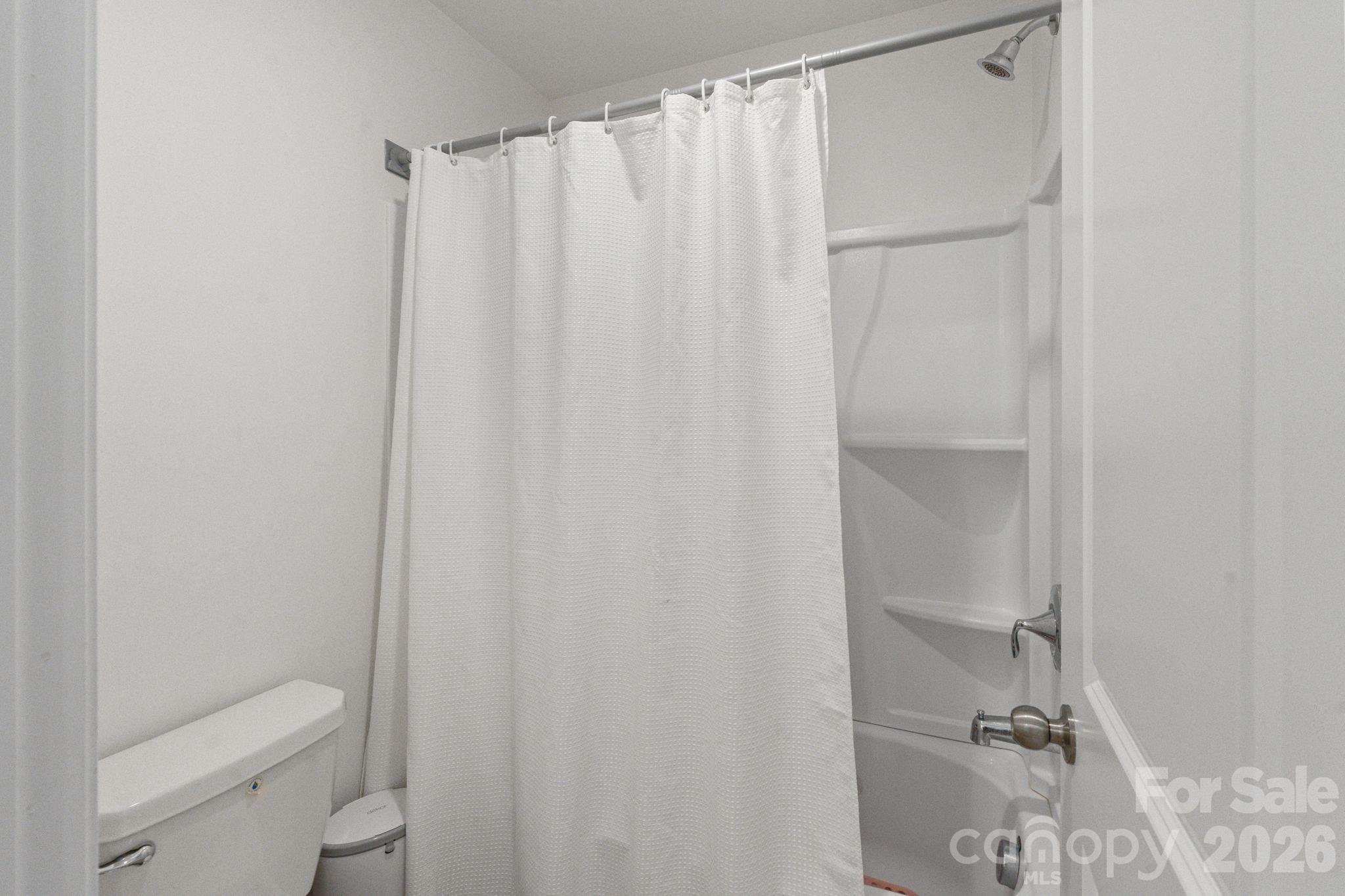 378 Kennerly Center Drive Property Photo 37
