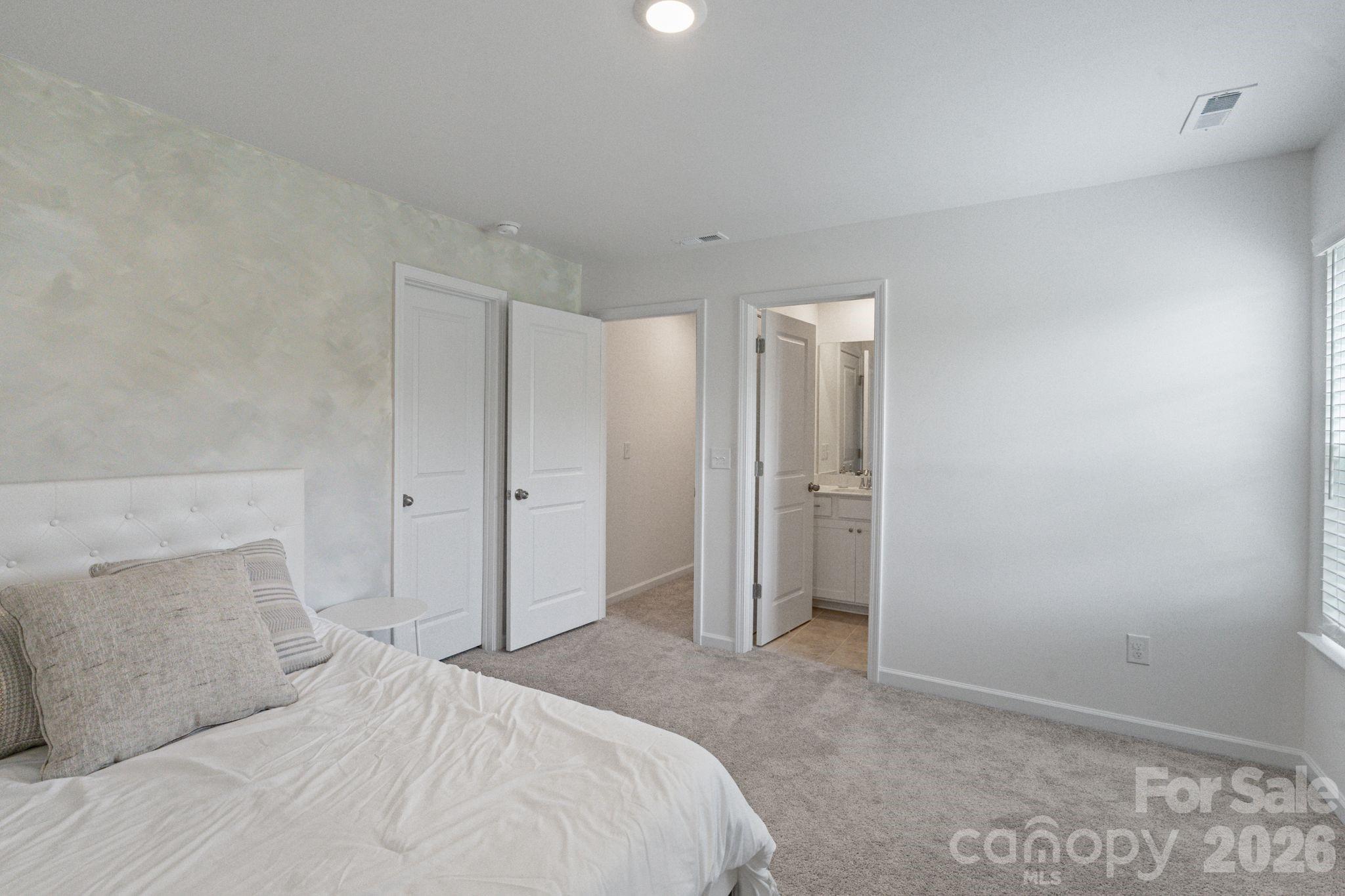378 Kennerly Center Drive Property Photo 41