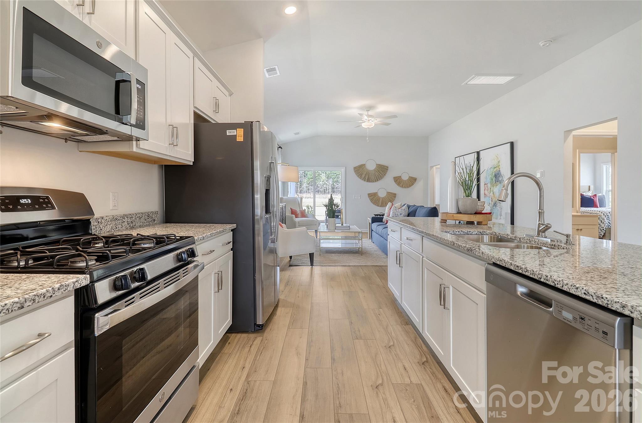 4016 Juno Drive Property Photo 13