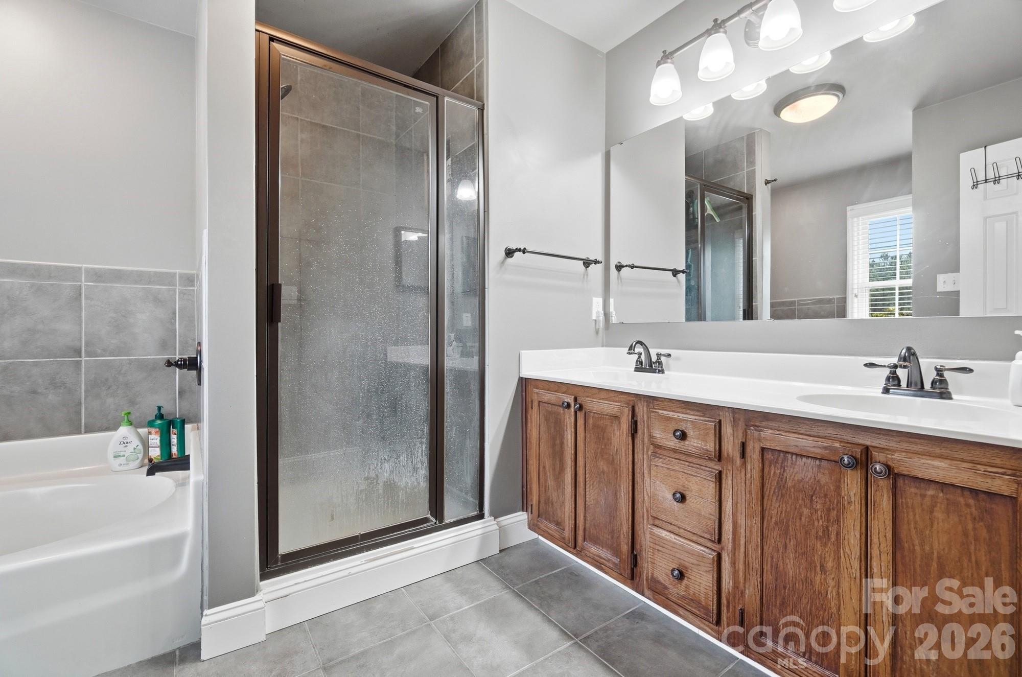 201 Wainsley Place Property Photo 28