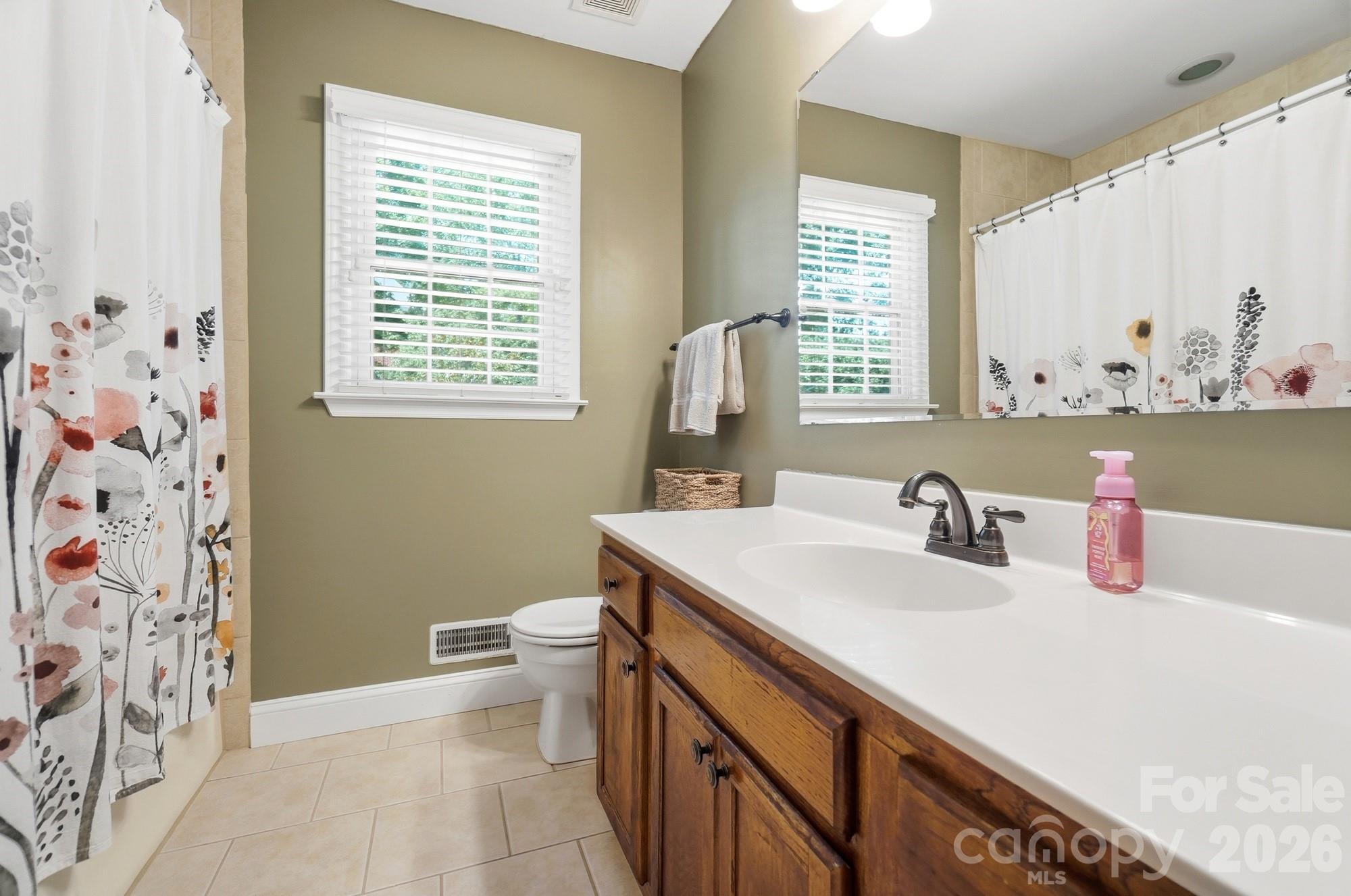 201 Wainsley Place Property Photo 34