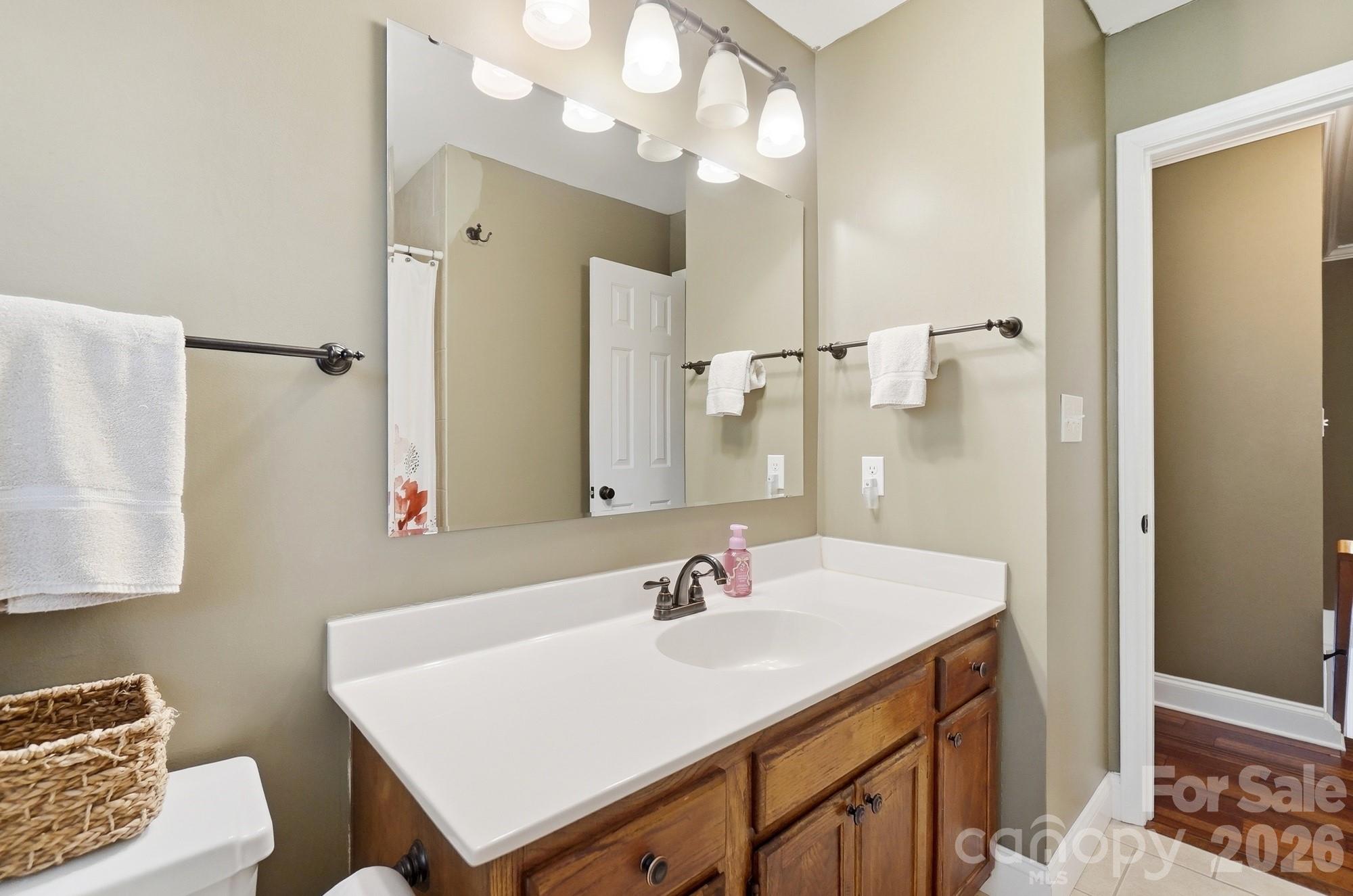 201 Wainsley Place Property Photo 35