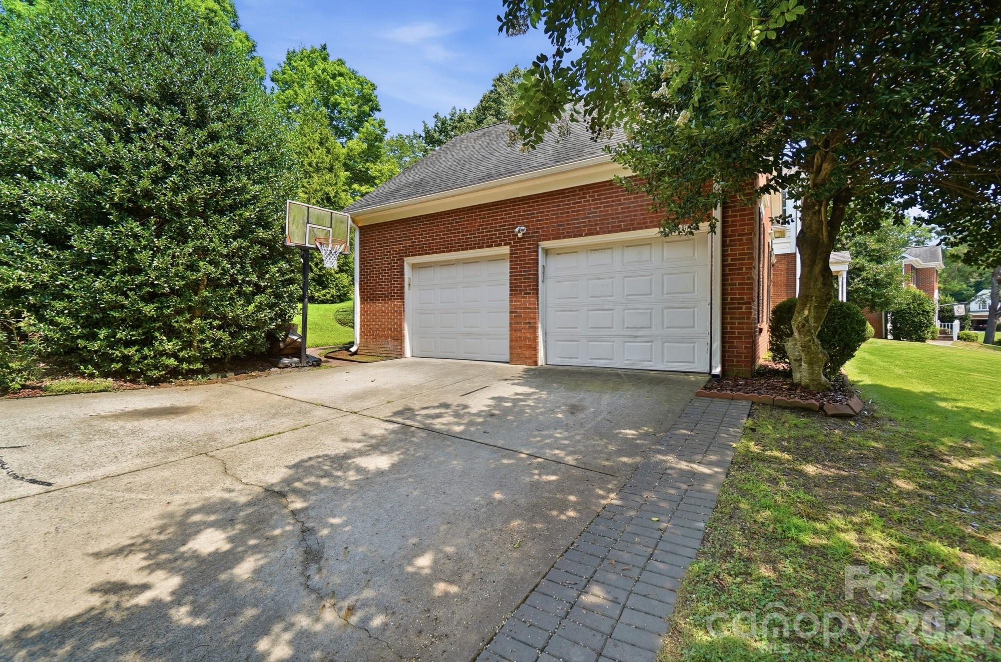 201 Wainsley Place Property Photo 40