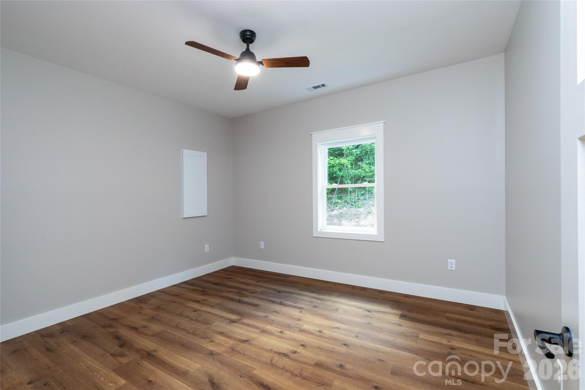 79 Midway Drive 22 Property Photo 16