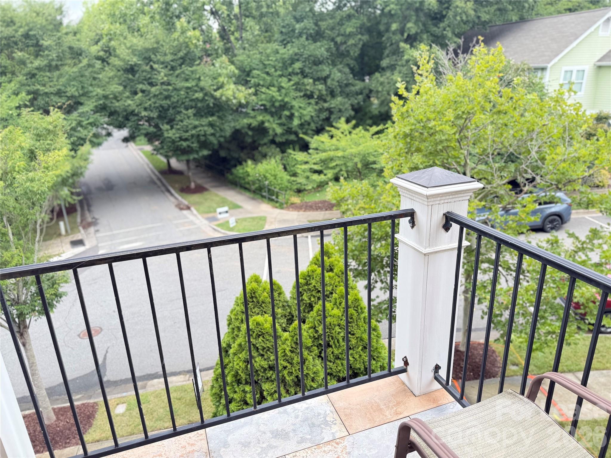 421 Spring Street Property Photo 9
