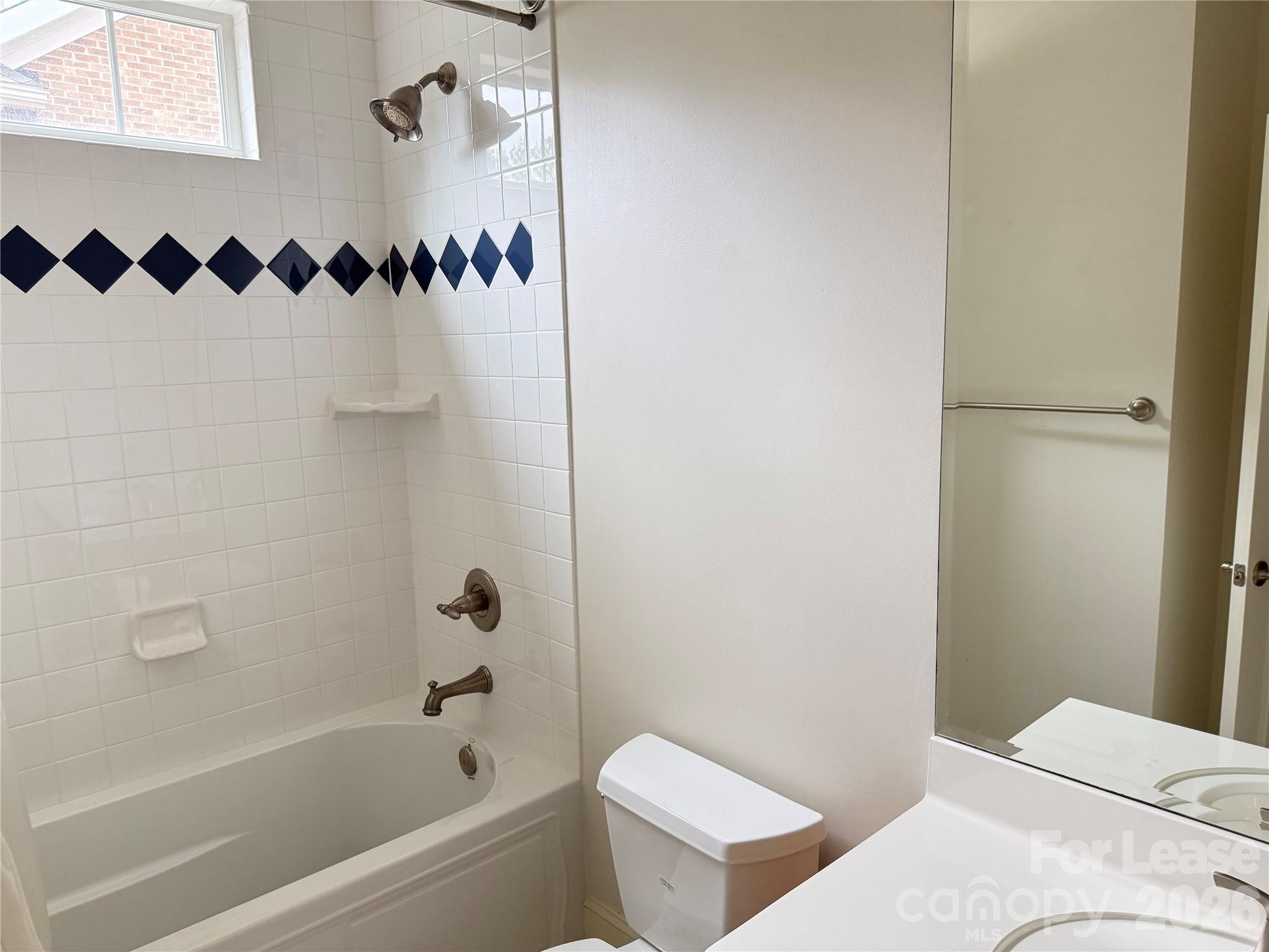 421 Spring Street Property Photo 18