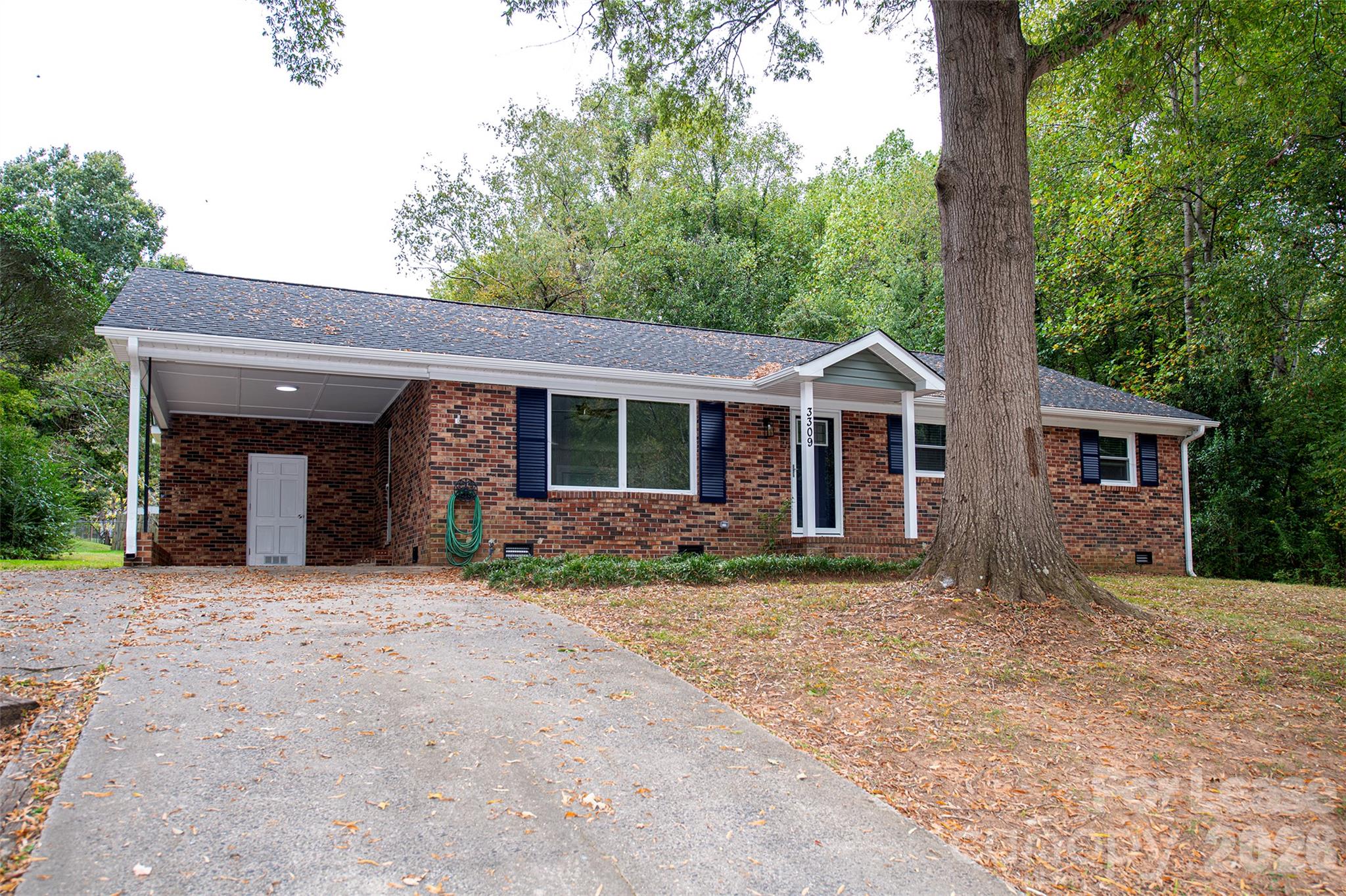 3309 Rollingwood Drive Property Photo 3