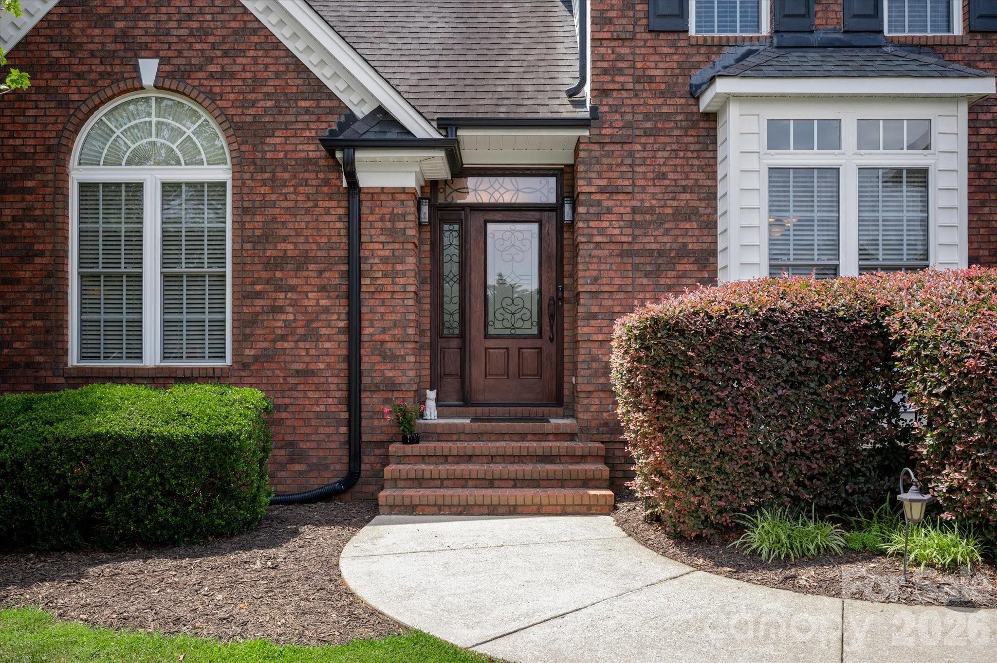 1610 Stone Pine Drive Property Photo 2