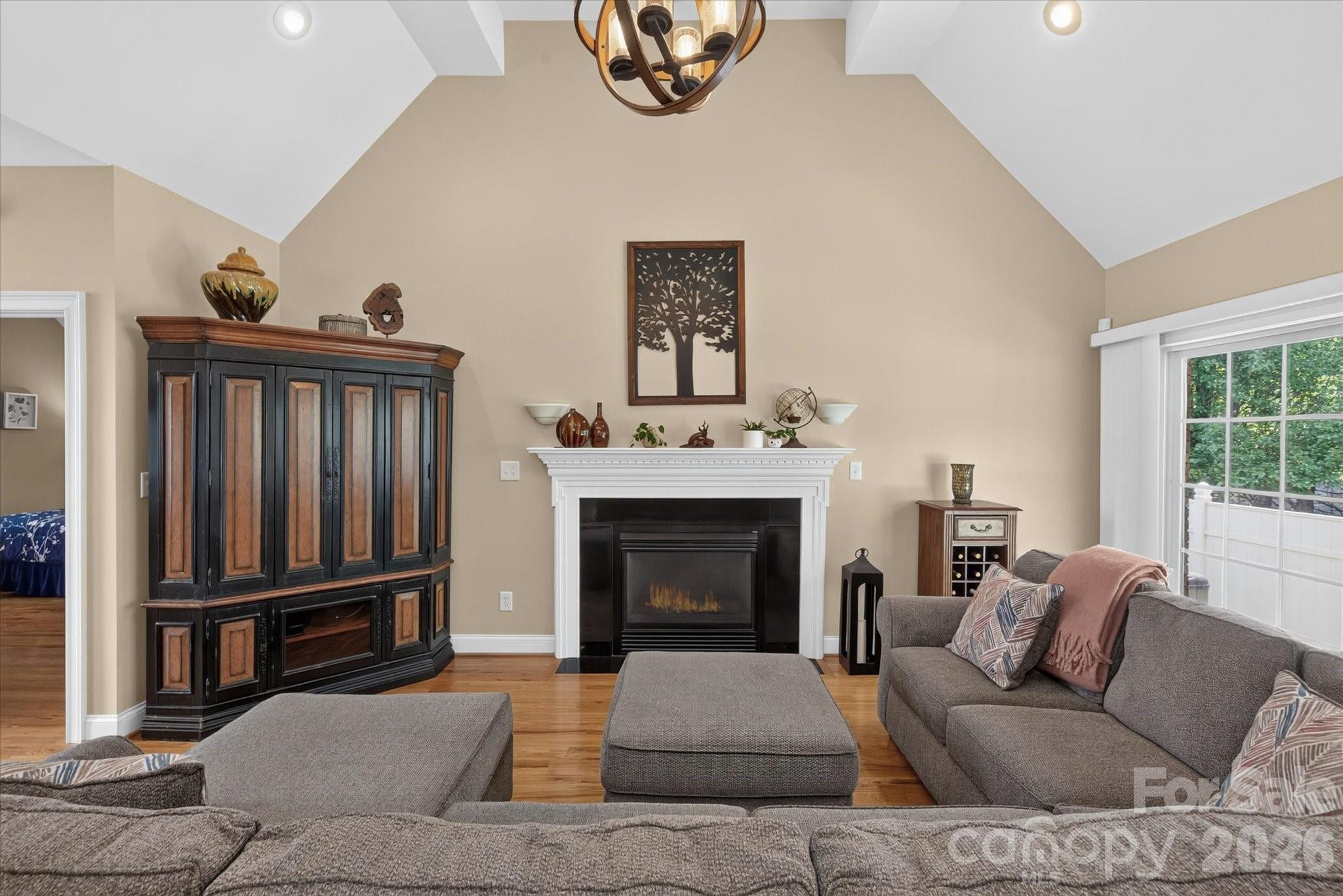 1610 Stone Pine Drive Property Photo 7