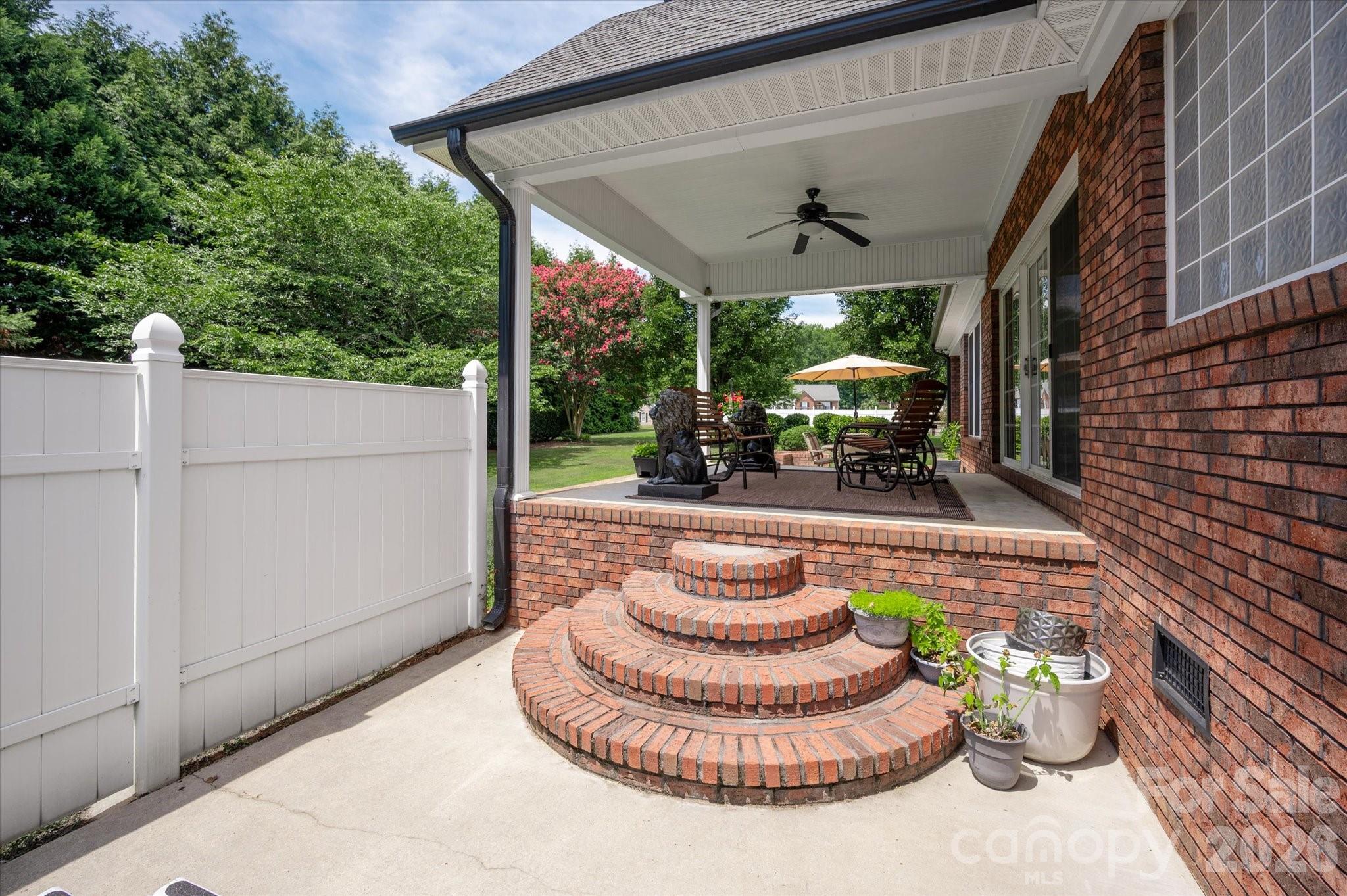 1610 Stone Pine Drive Property Photo 42