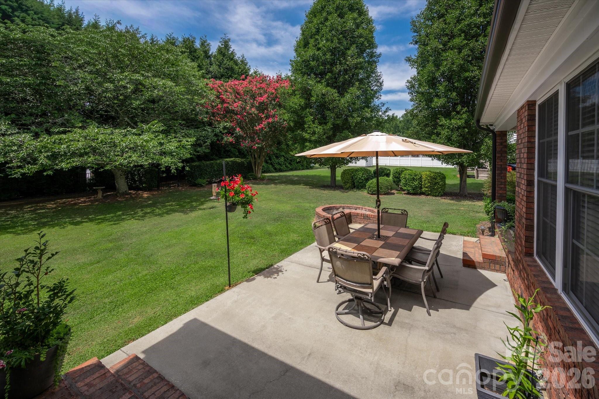 1610 Stone Pine Drive Property Photo 43