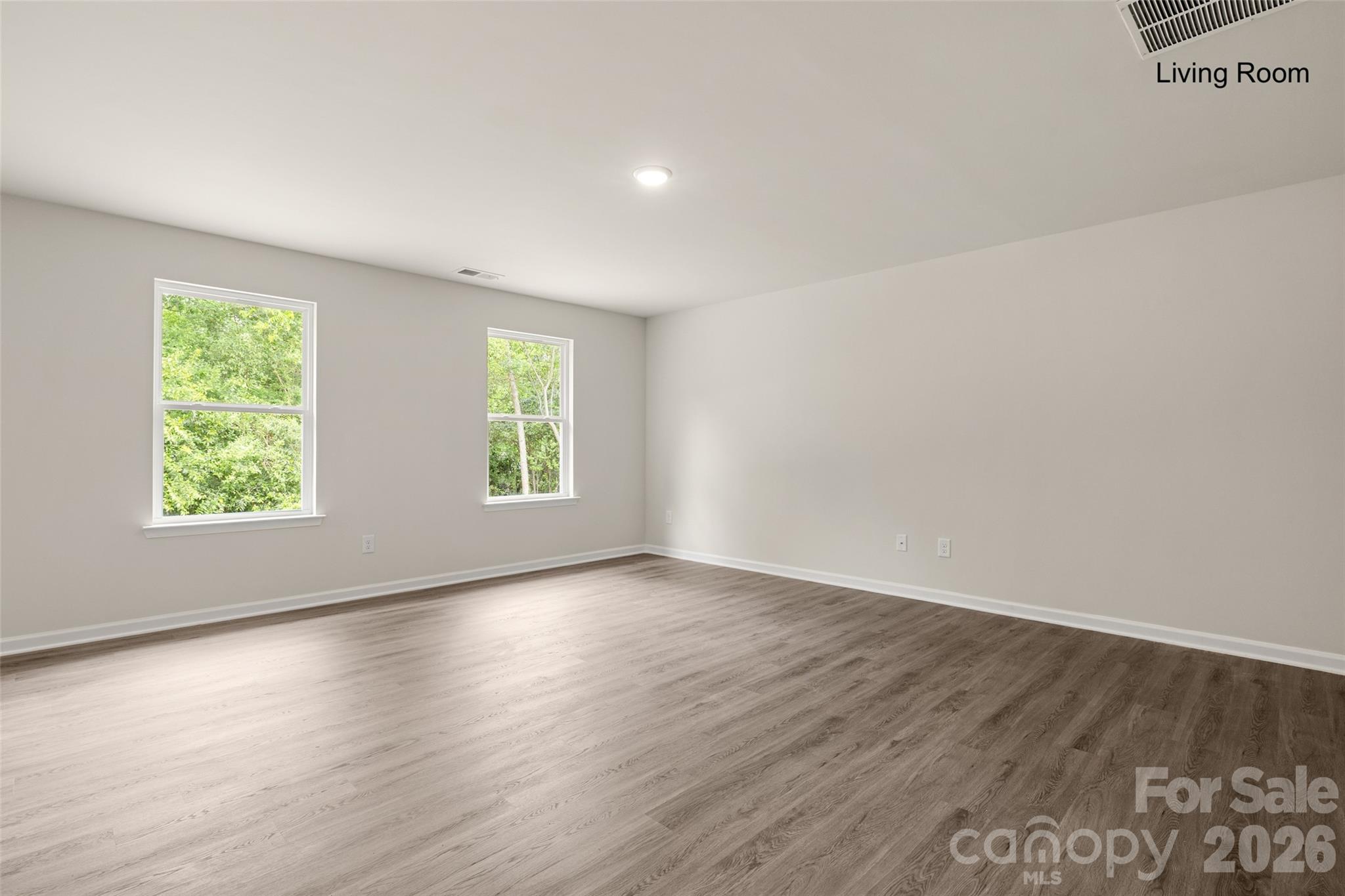 2370 University Drive Property Photo 8