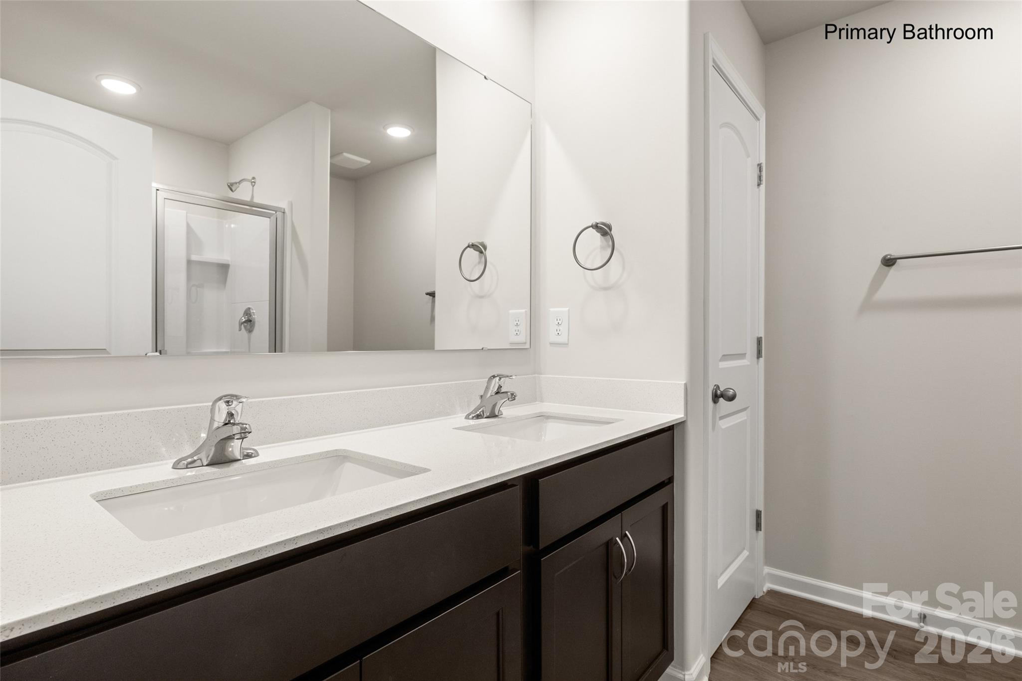 2370 University Drive Property Photo 23
