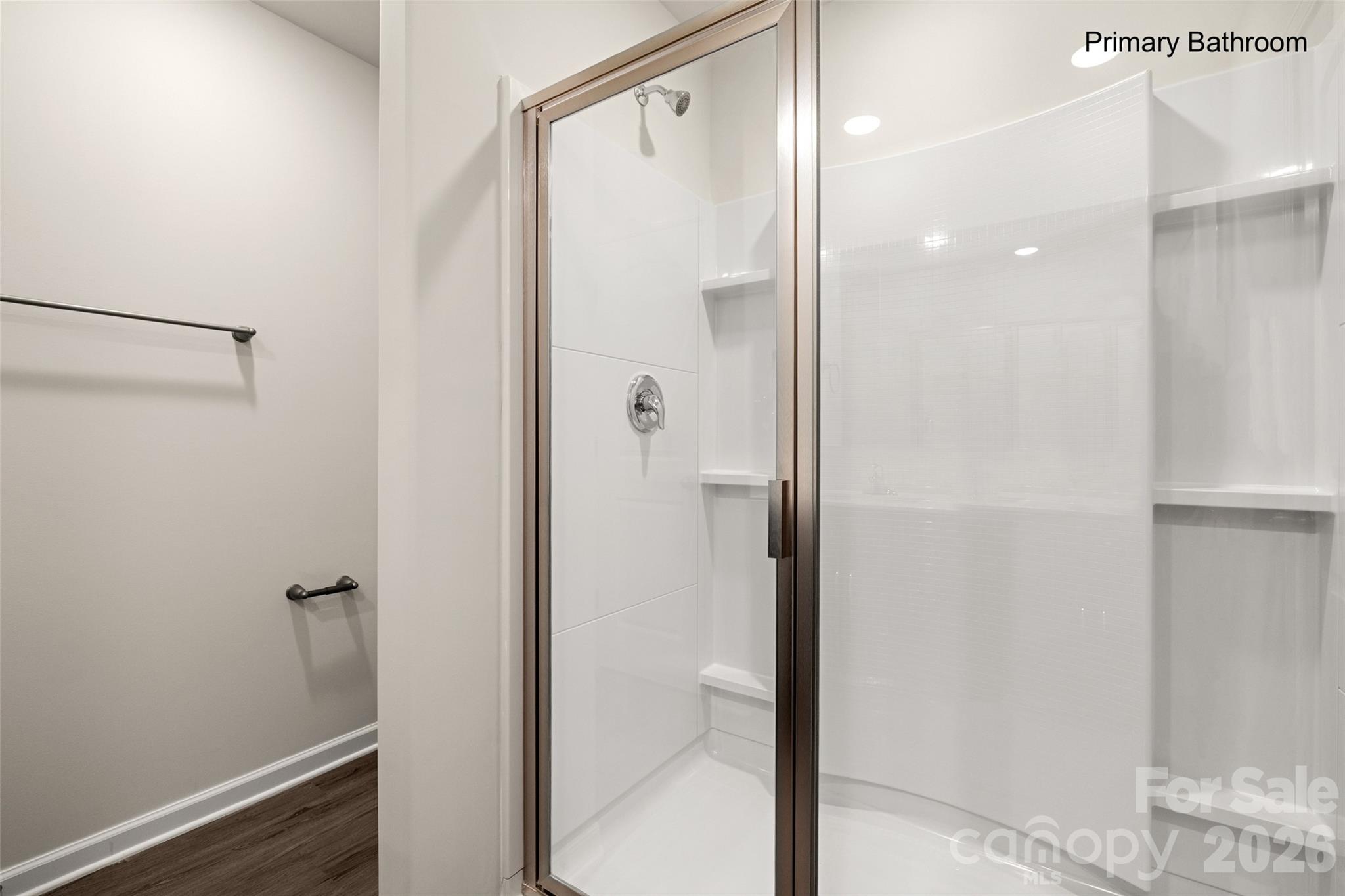 2370 University Drive Property Photo 24