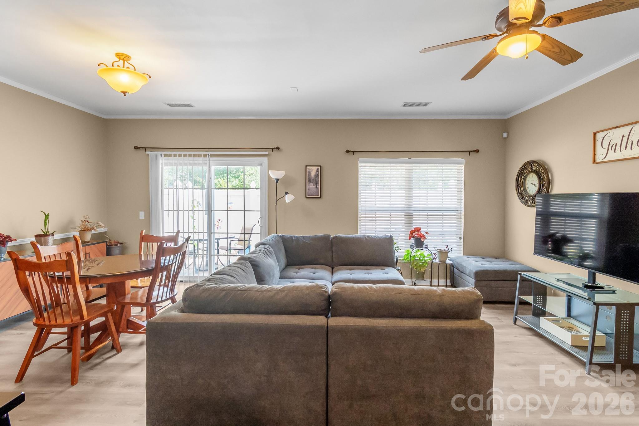 2714 Mill Valley Court Property Photo 8
