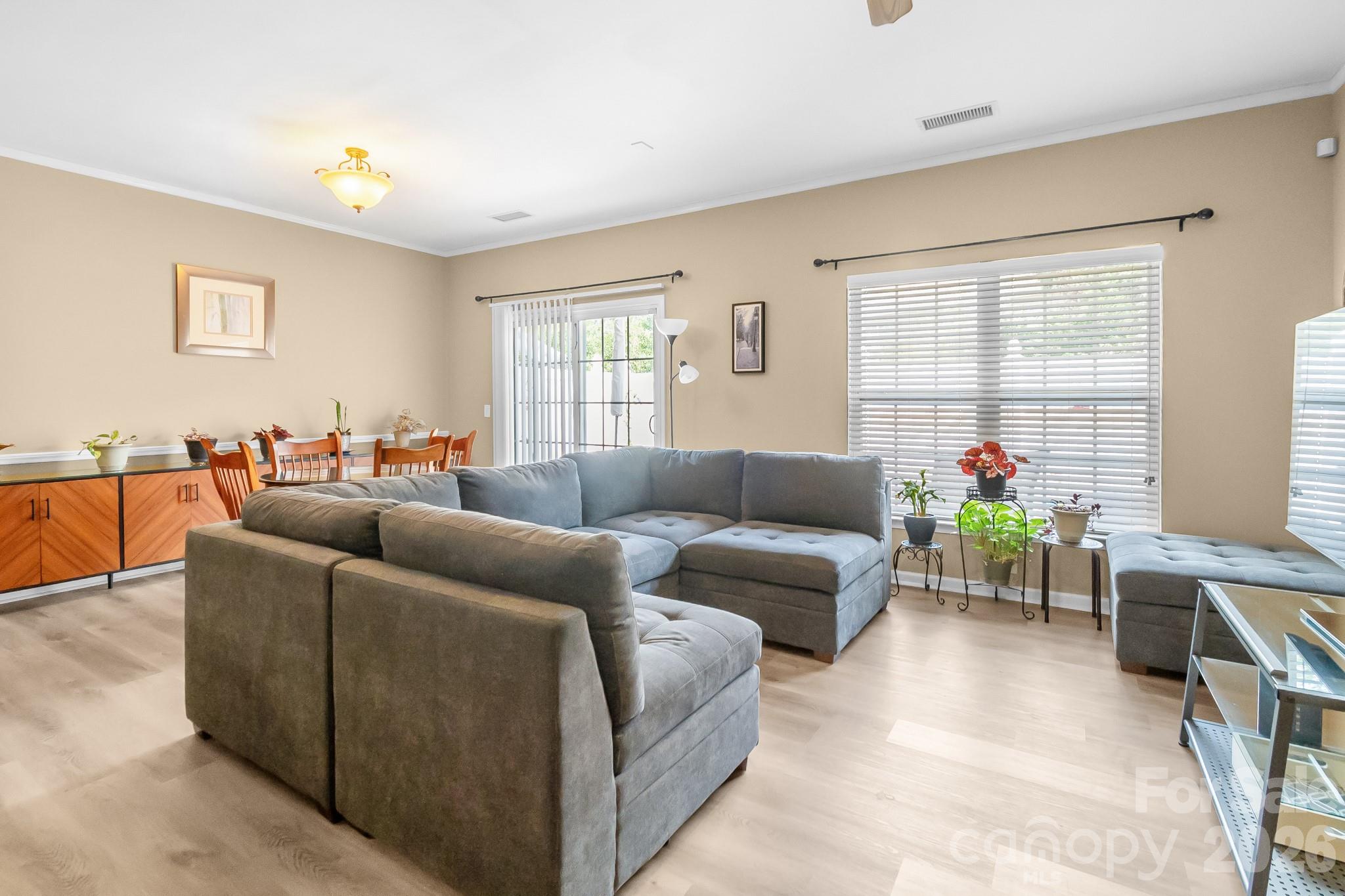 2714 Mill Valley Court Property Photo 10