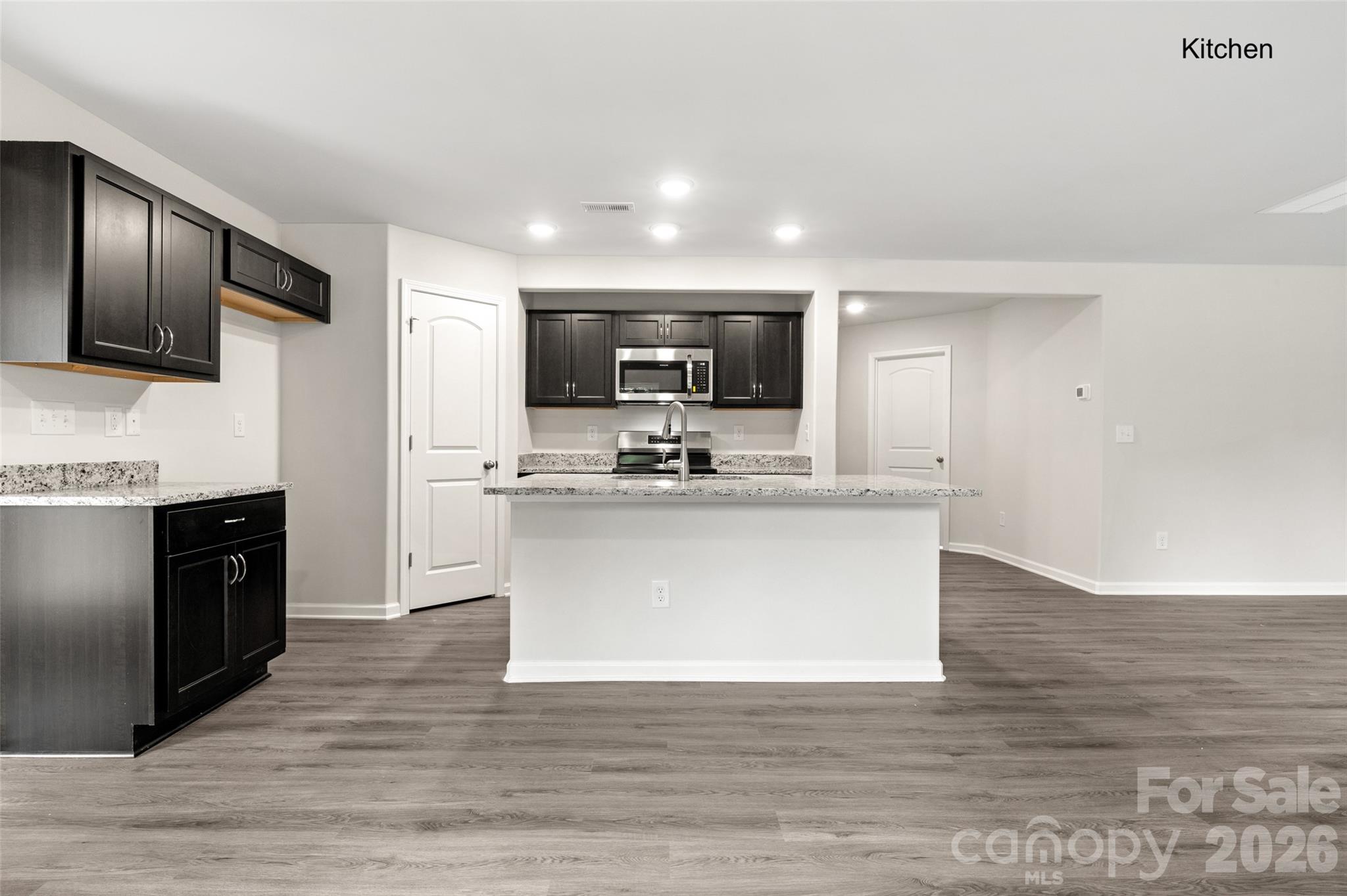 1703 Evans Drive Property Photo 9