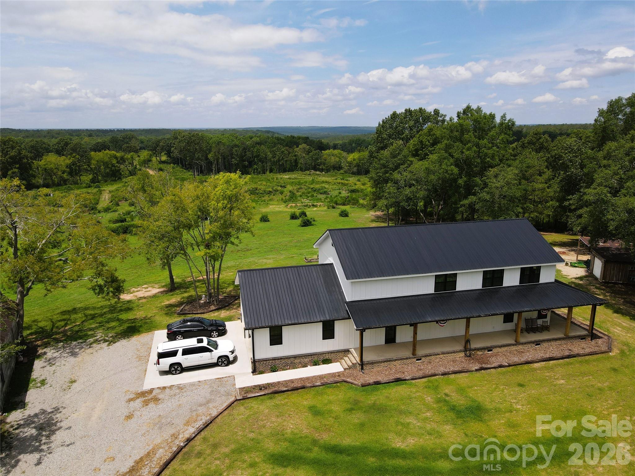 1726-c Old Cheraw Highway Property Photo 2