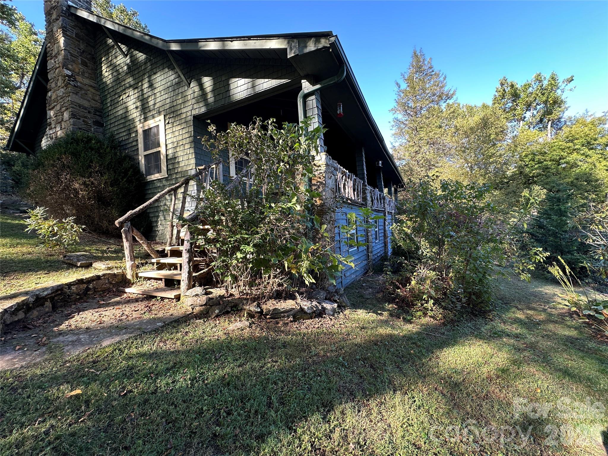 16 Osborn Knob Road Property Photo 1